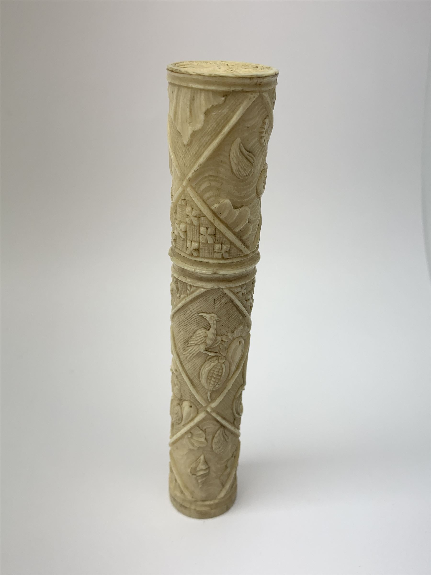 An early 20th century carved ivory bodkin case - Image 7 of 10
