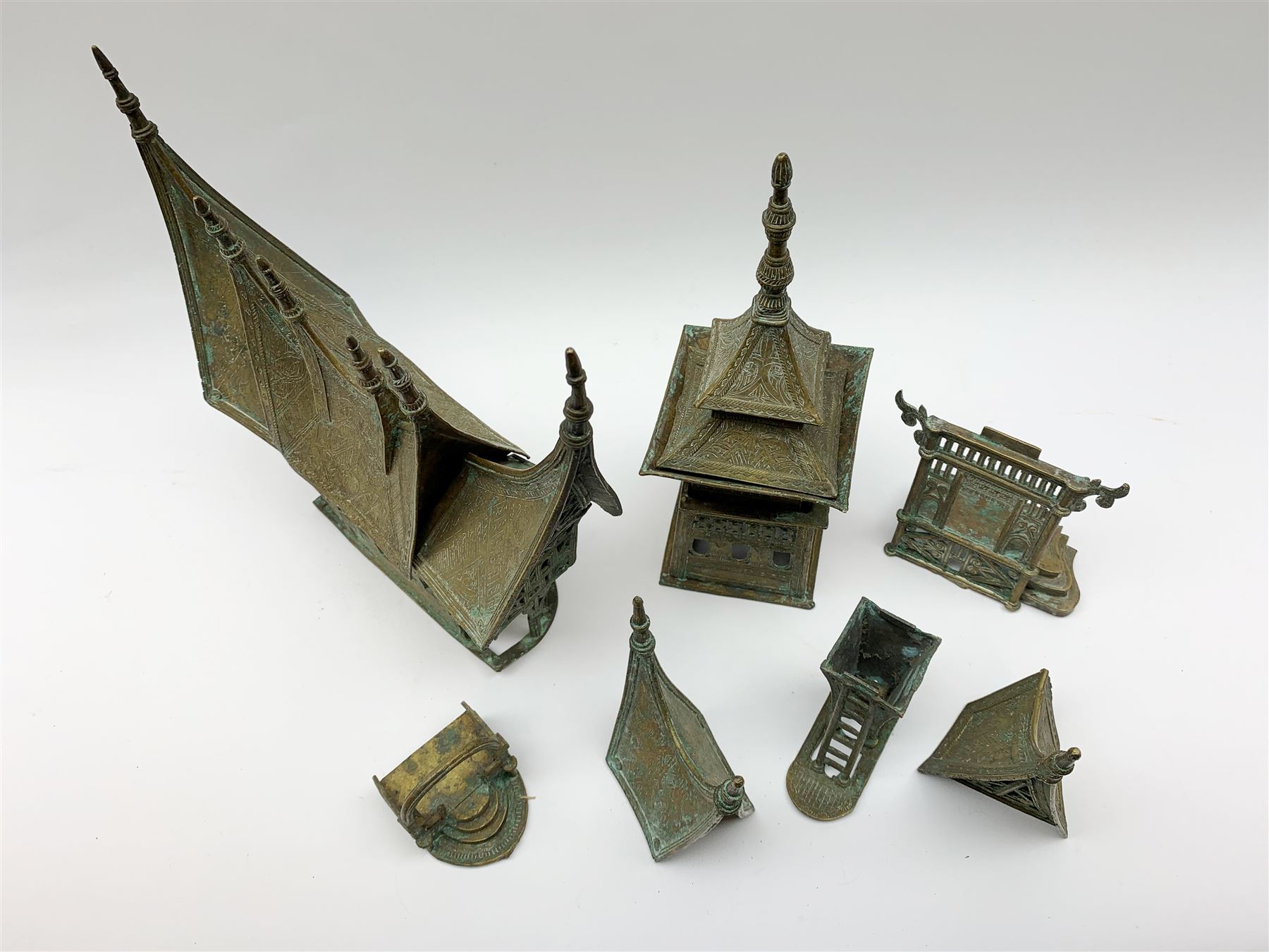 Chinese cast metal censer in the form of a temple with incised decoration (a/f) - Image 2 of 3