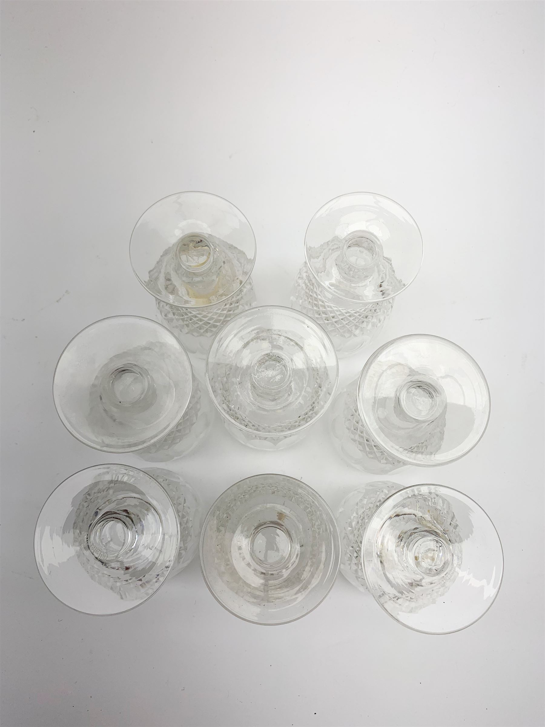 A set of eight Waterford crystal Colleen pattern wine glasses - Image 4 of 4