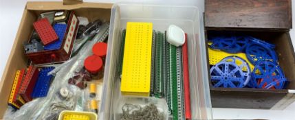 Meccano - large quantity of sections