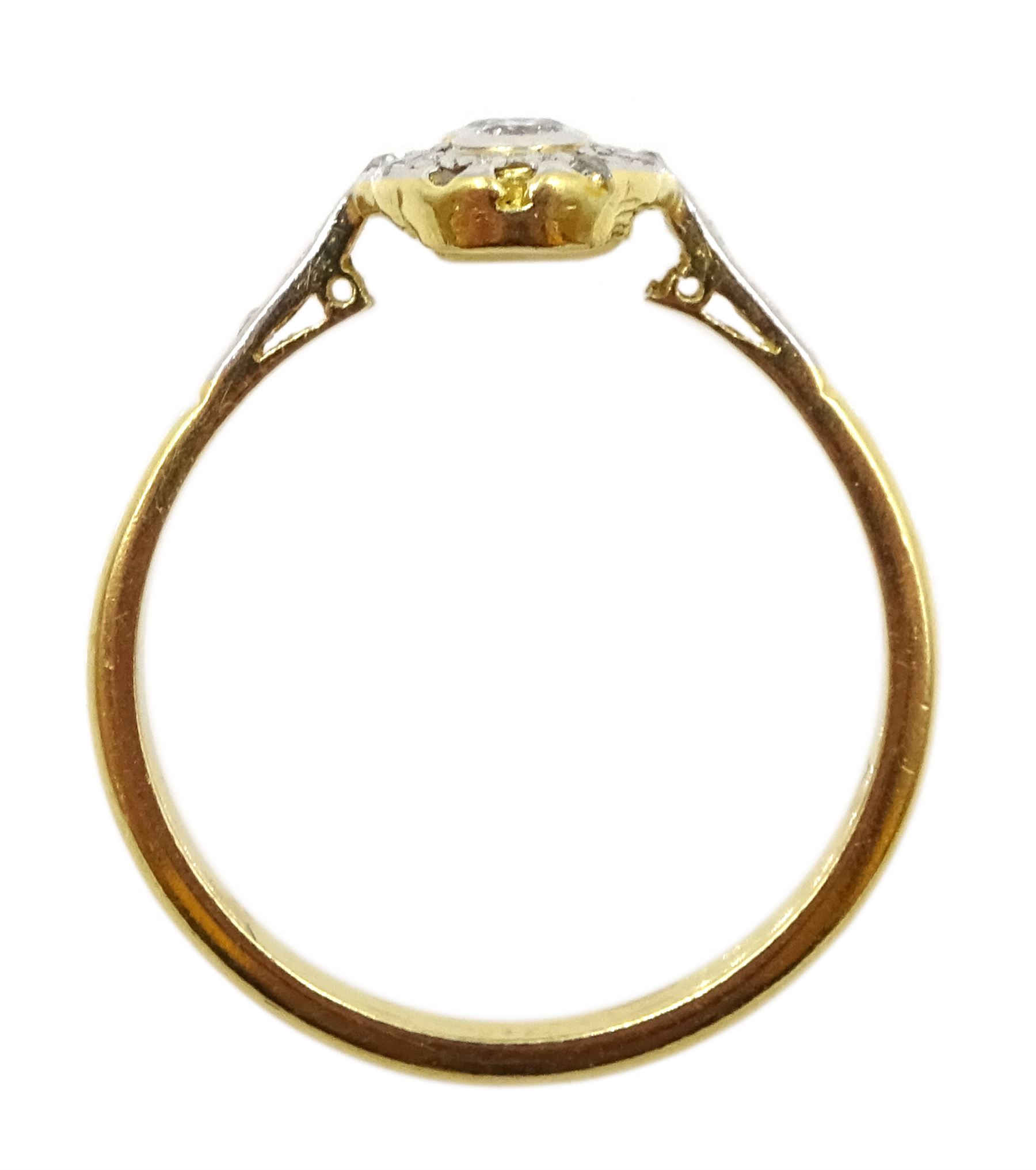 18ct gold old cut diamond panel ring - Image 4 of 4