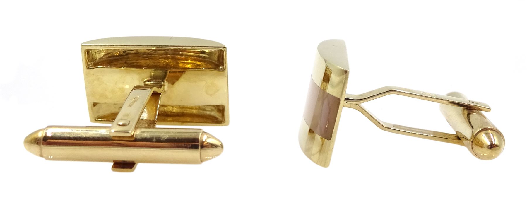 Pair of 9ct gold mother of pearl cufflinks - Image 2 of 2