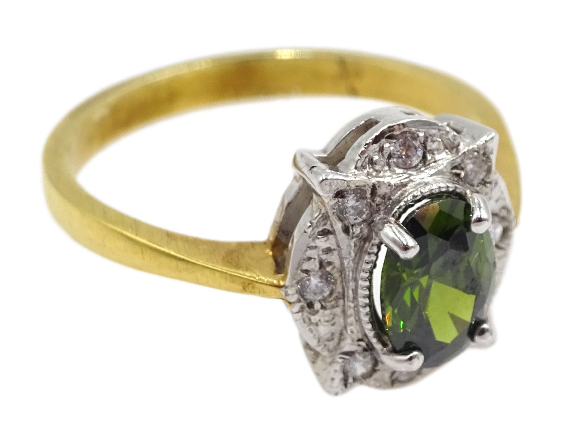 Silver-gilt peridot and cubic zirconia ring - Image 3 of 4
