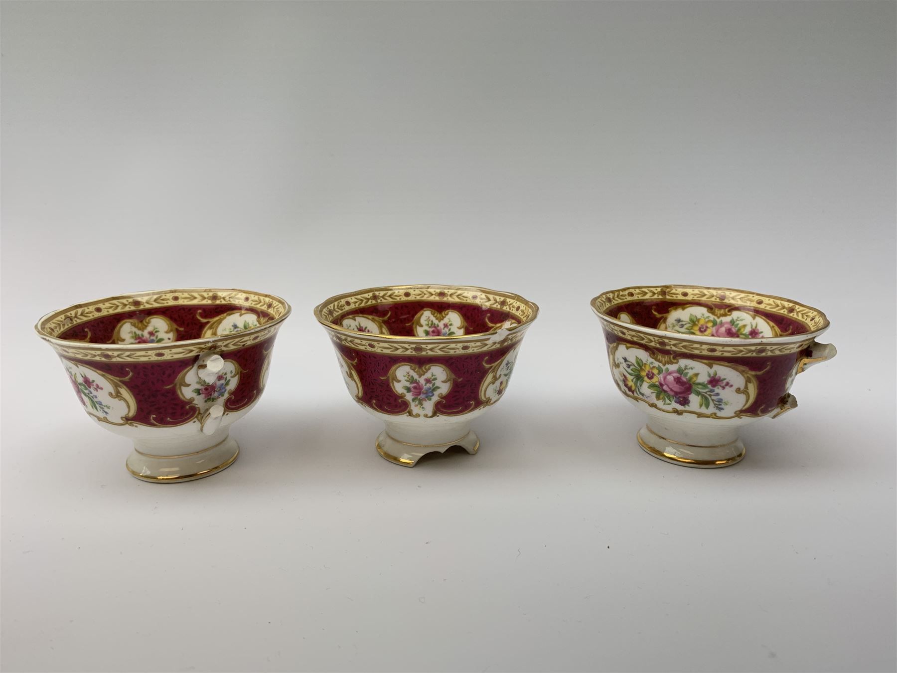 Royal Albert Lady Hamilton pattern tea service comprising twelve tea cups - Image 3 of 5