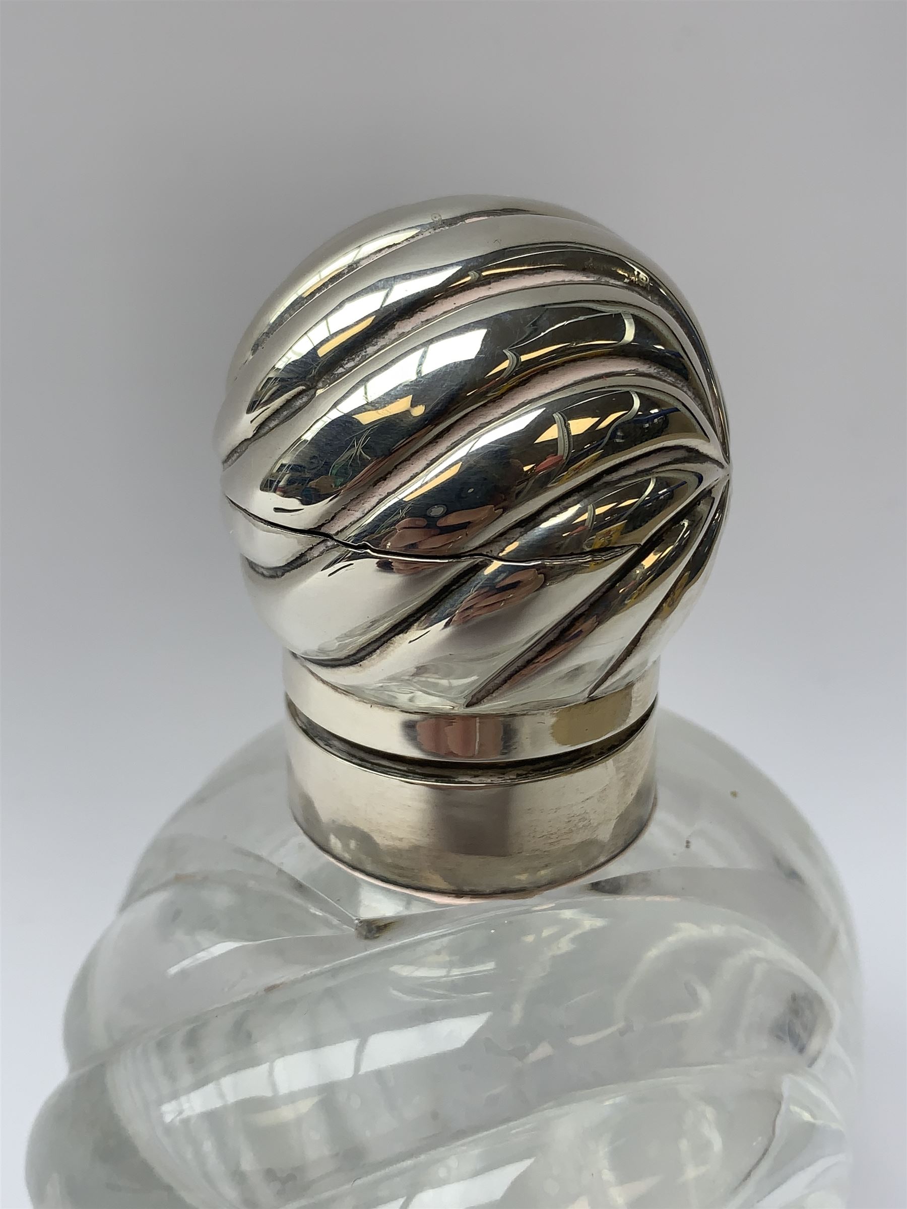 Victorian cut glass scent bottle with silver wrythen fluted top and conforming body - Image 4 of 4