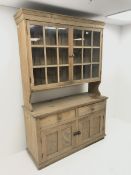 Early 20th century pine dresser