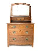 Arts & Crafts period oak dressing chest