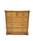 Pine chest of drawers