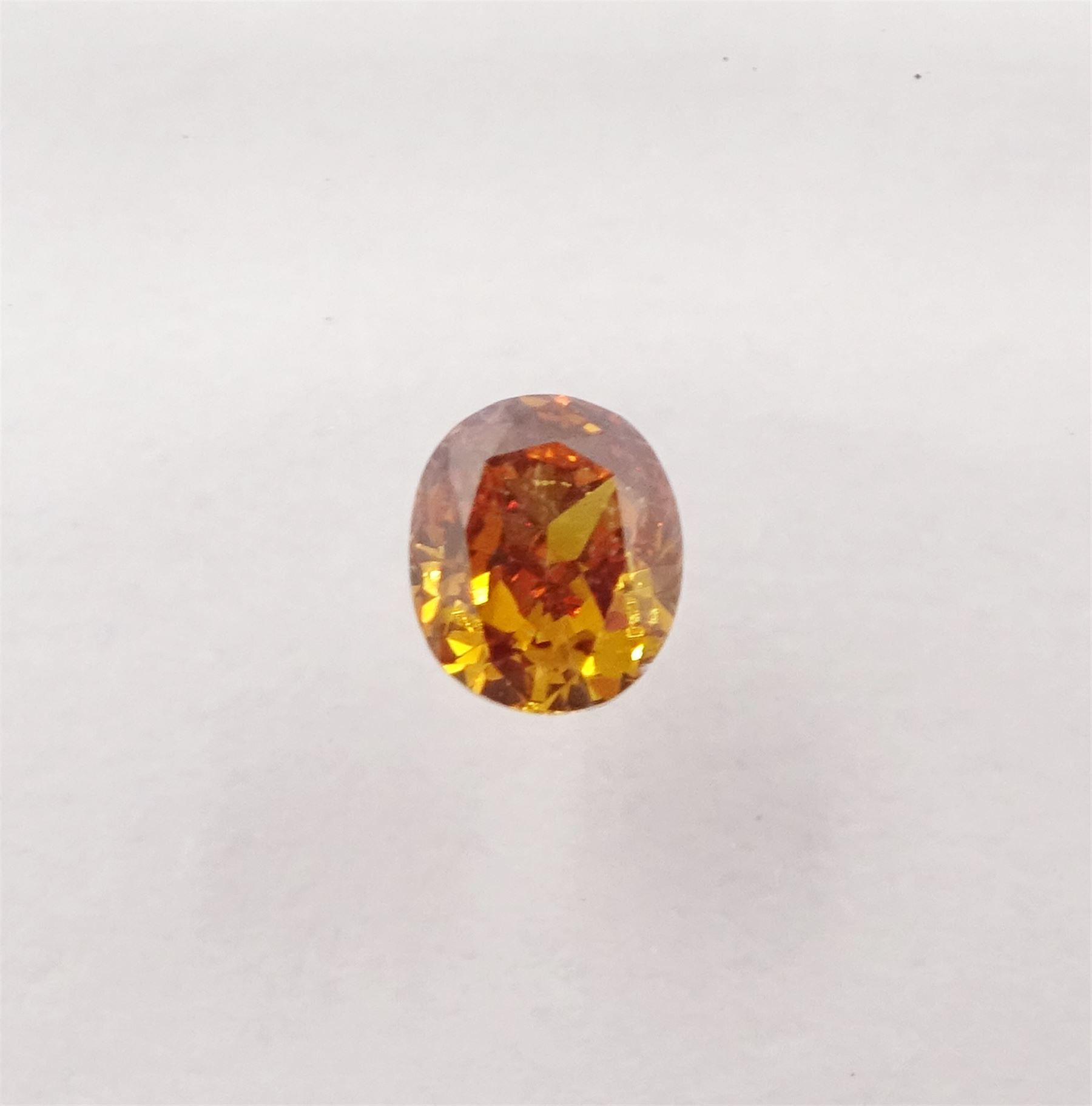 Two certified loose fancy coloured oval shaped diamonds - Image 4 of 6