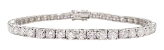 18ct white gold round brilliant cut diamond bracelet