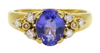 18ct gold oval tanzanite and diamond ring