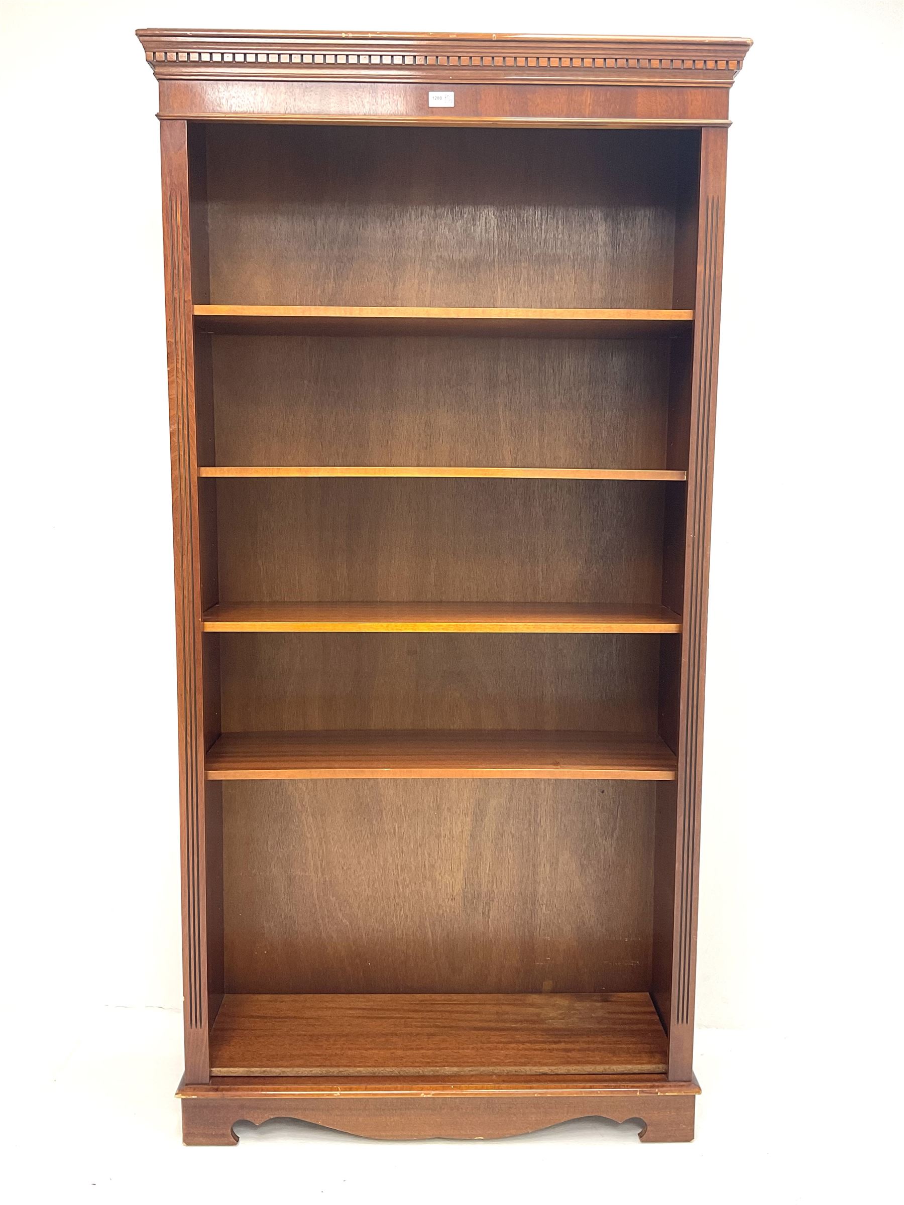 Mahogany 6' open bookcase - Image 2 of 2