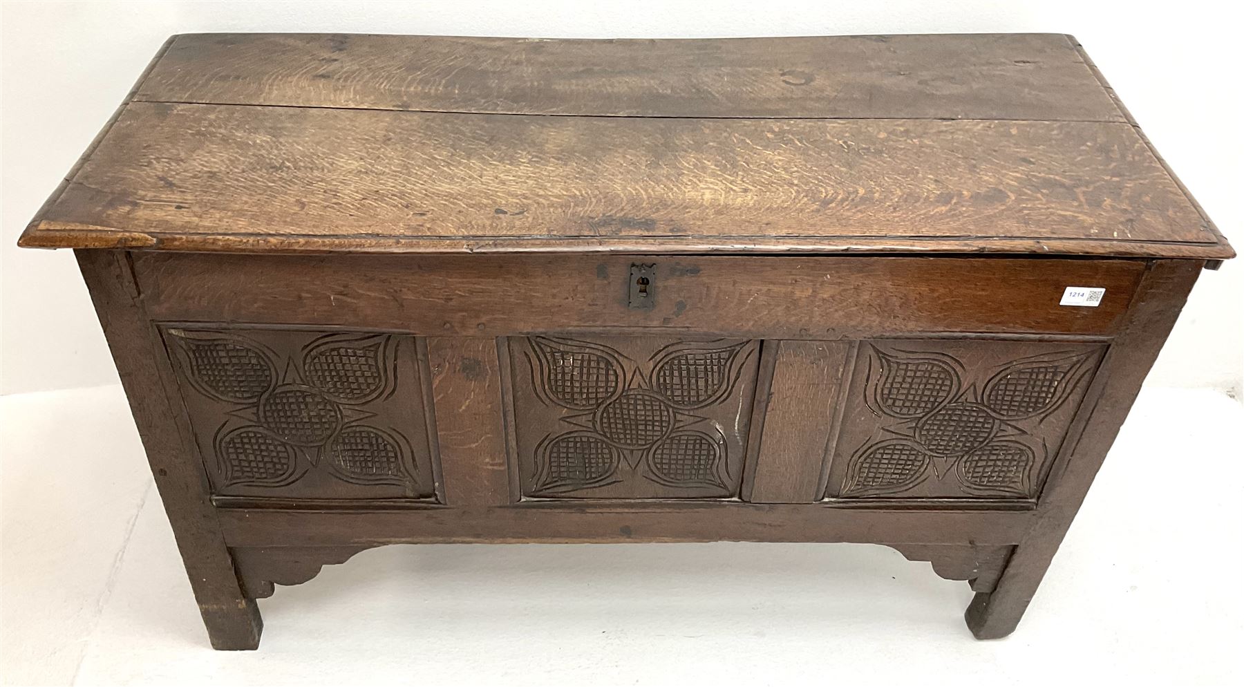 Early 19th century oak coffer blanket box - Image 2 of 3