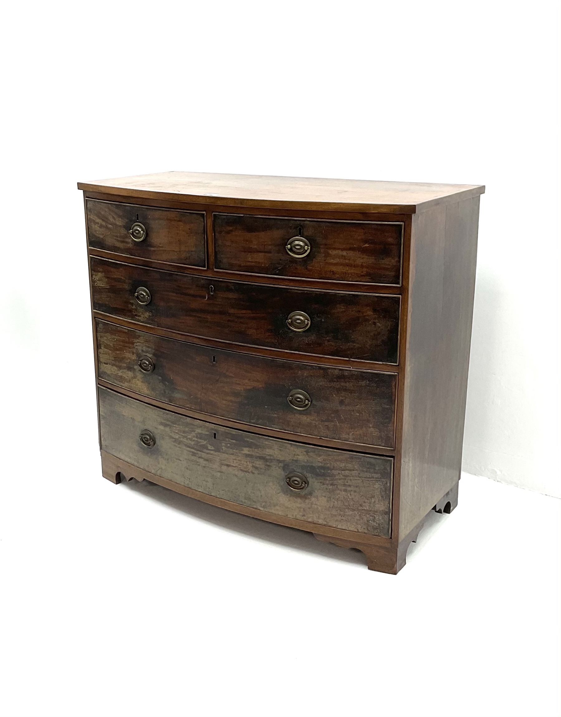 19th century mahogany bow front chest - Image 3 of 4