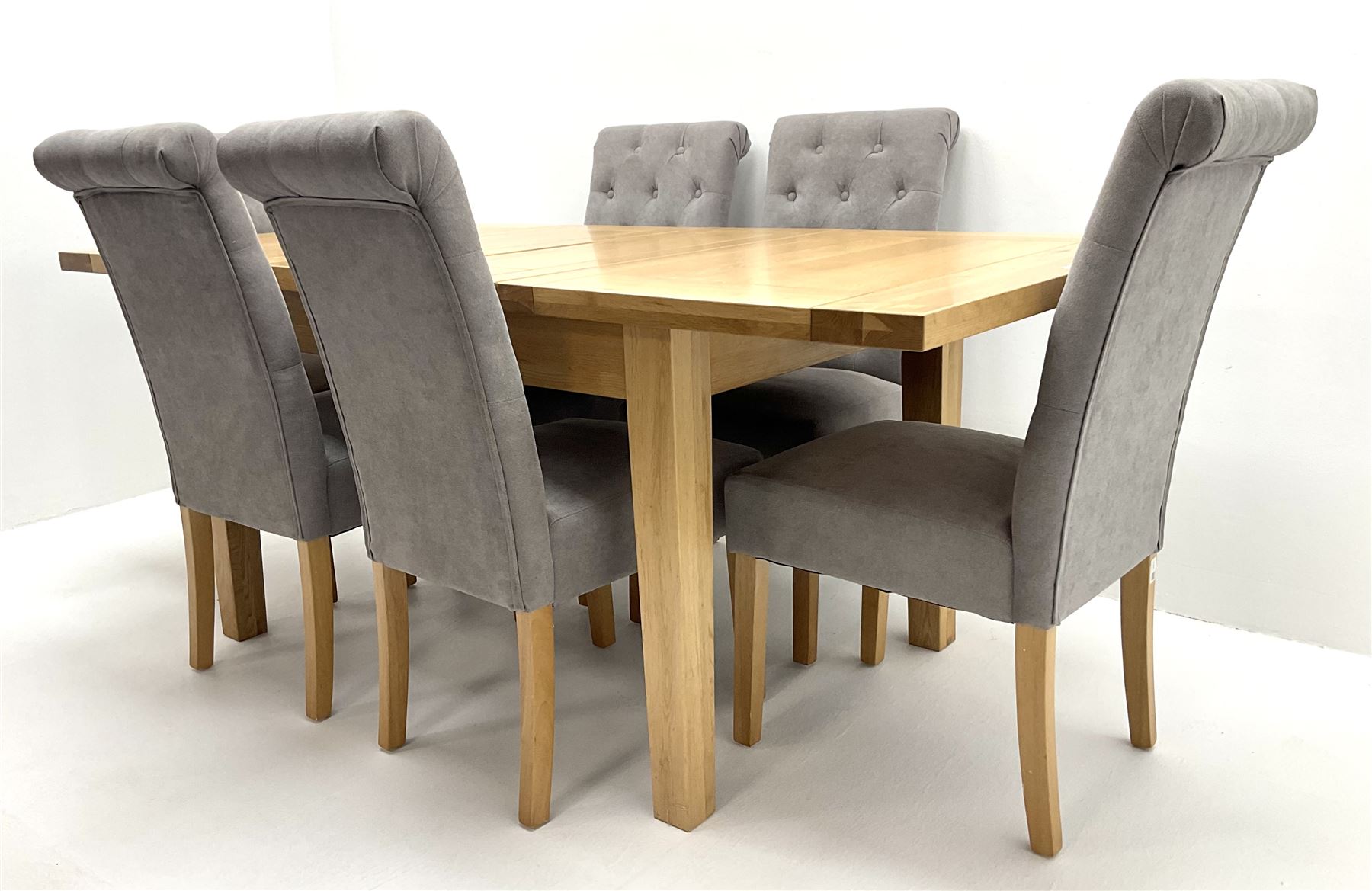 Light oak extending dining table - Image 4 of 6