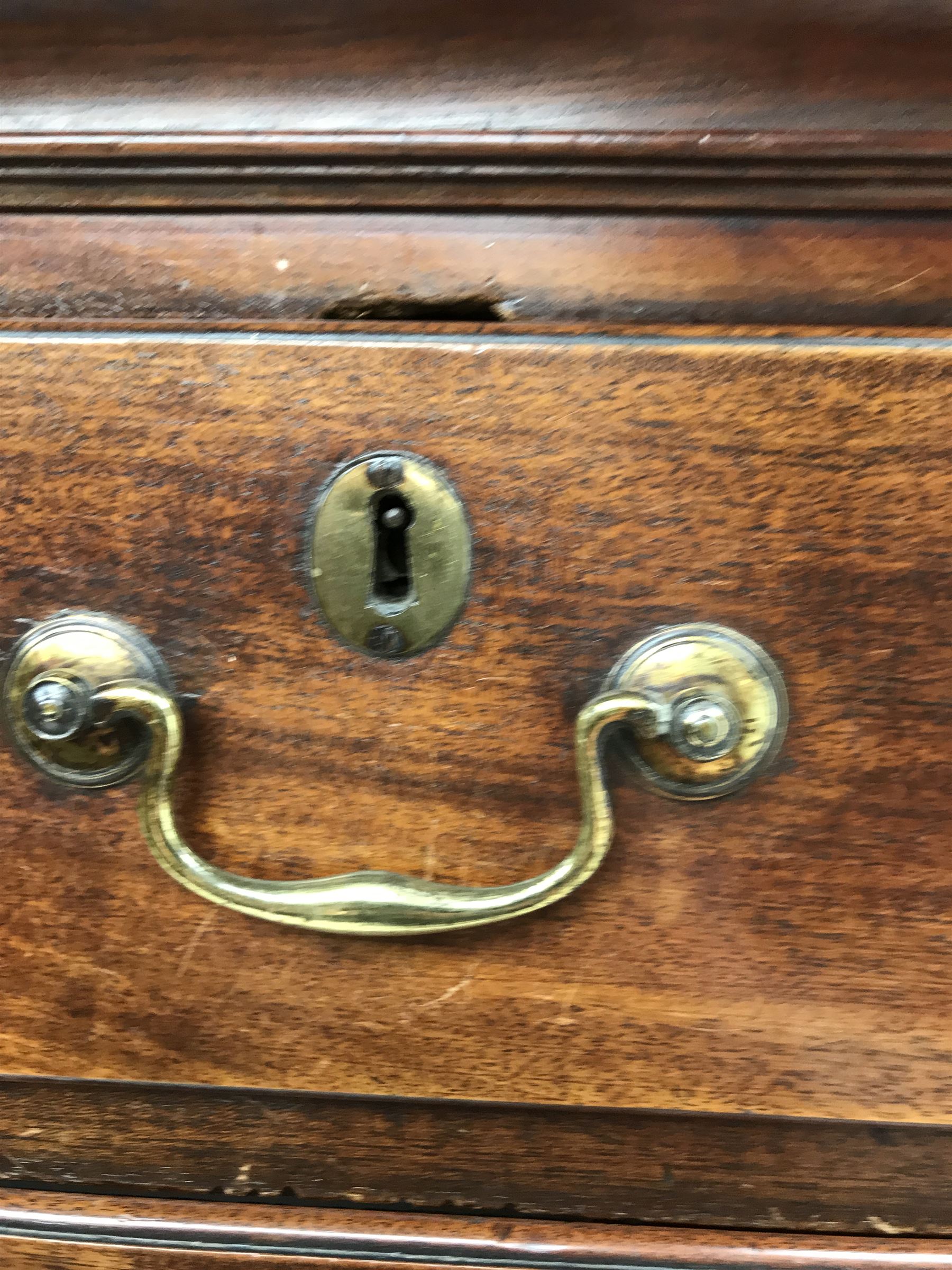 Early 19th century mahogany chest on chest - Image 4 of 6