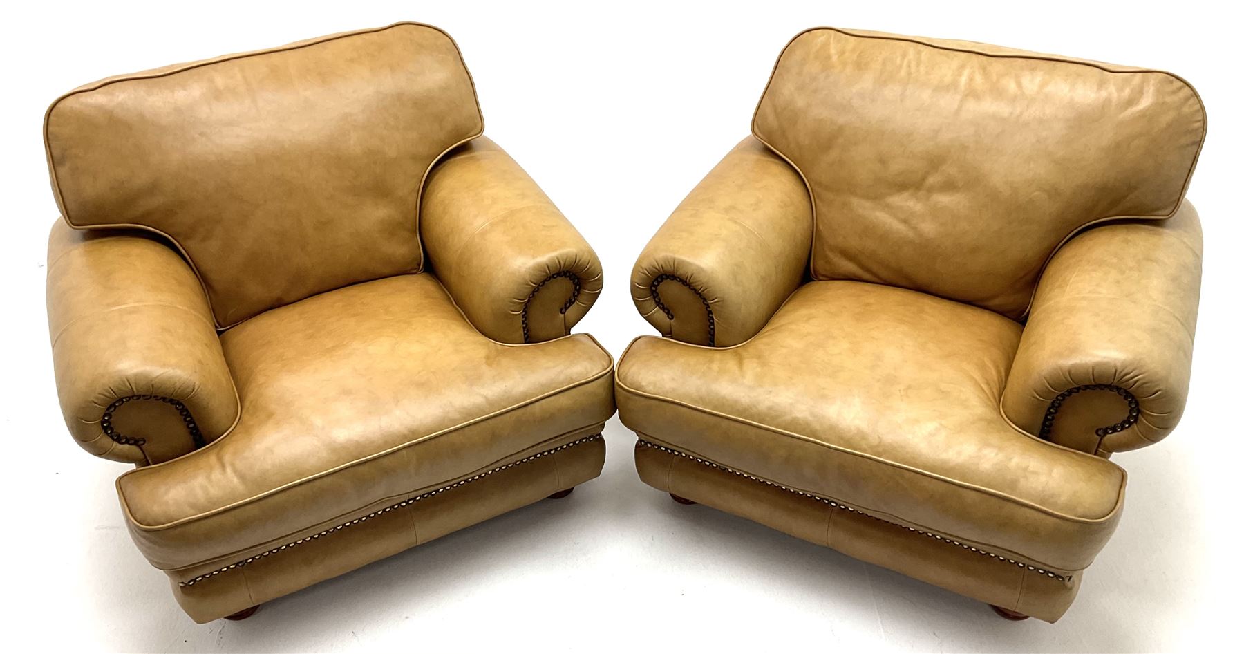 Two seat sofa upholstered in a studded tan leather - Image 7 of 7