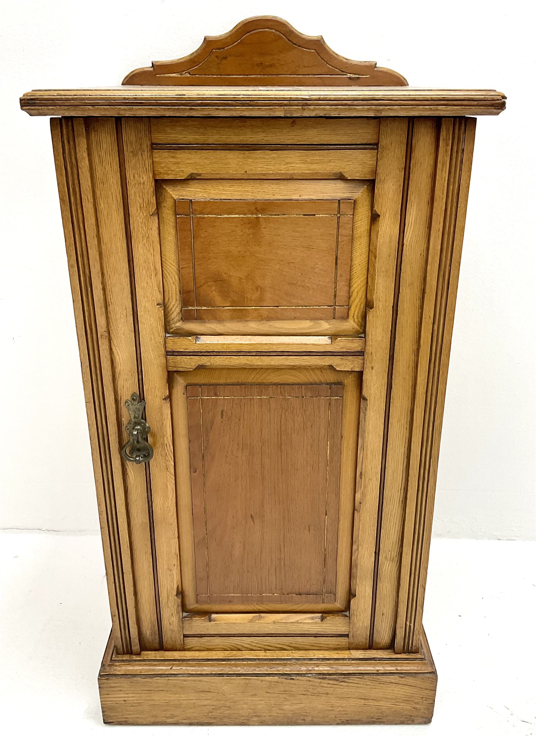 Edwardian ash bedside cabinet - Image 2 of 3