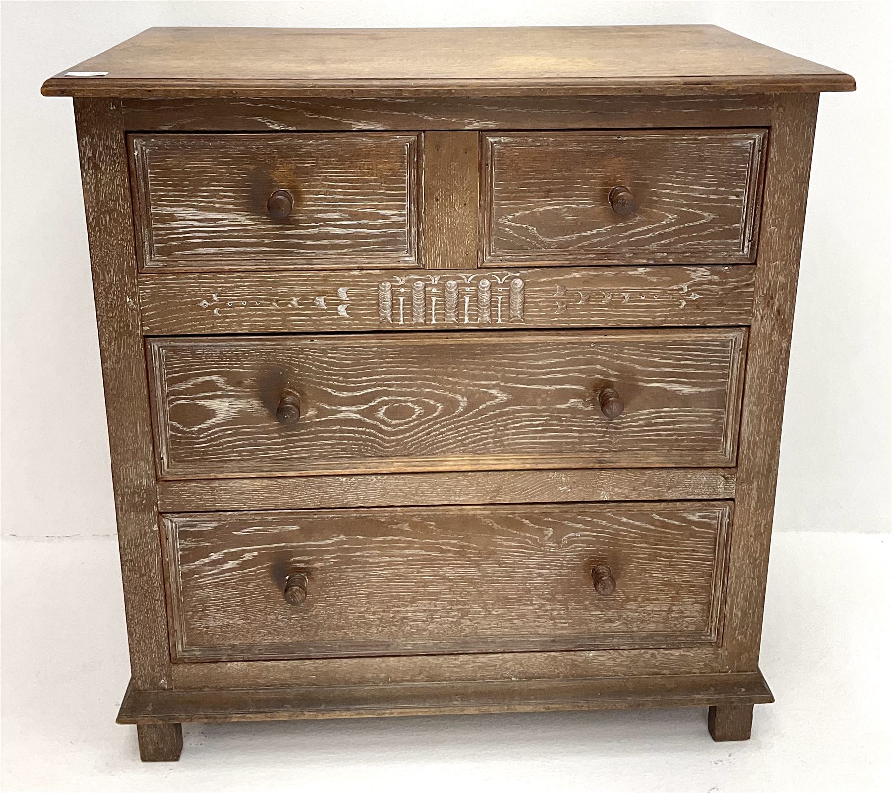 Early 20th century oak chest - Image 2 of 4