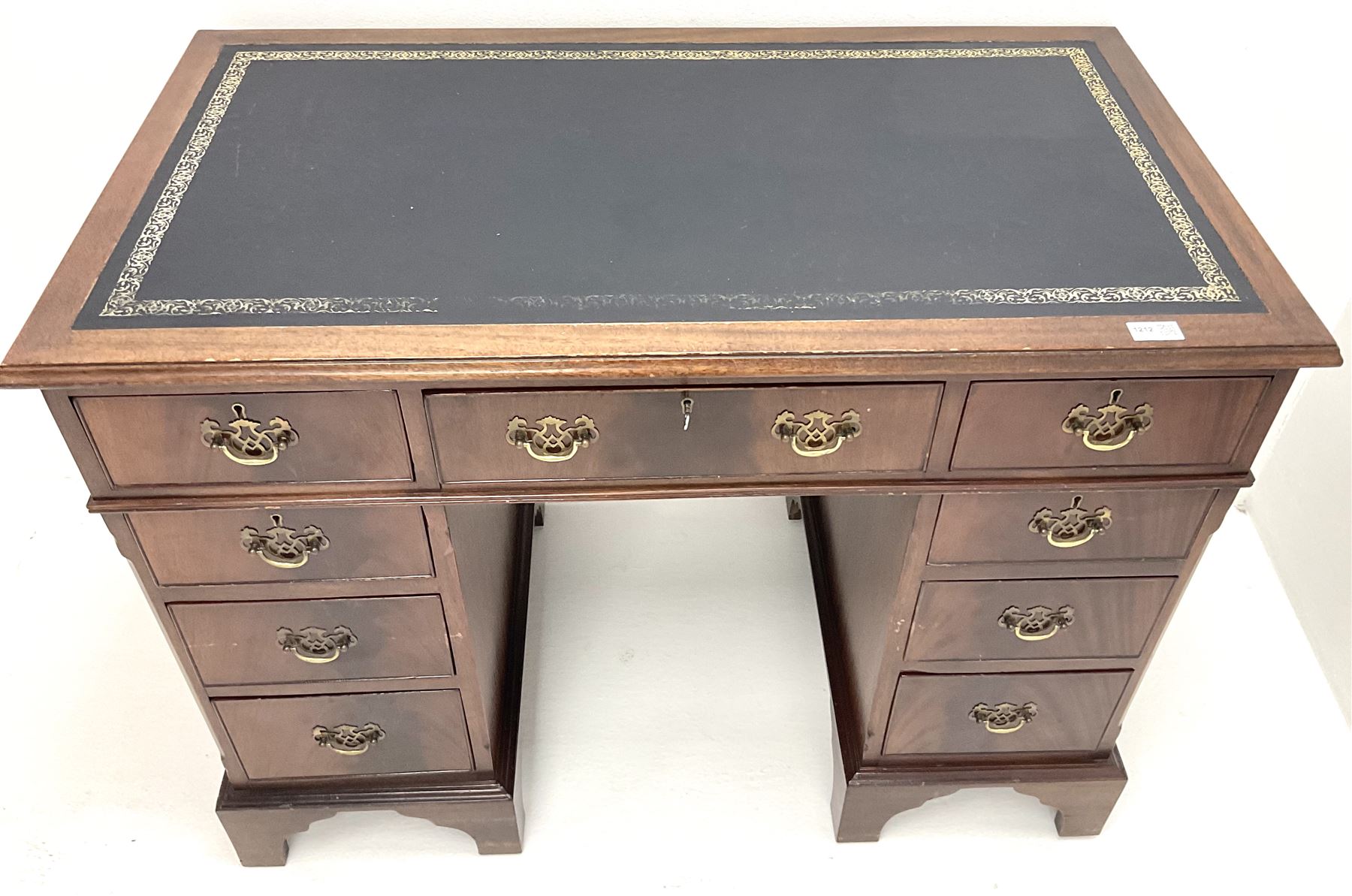 Early 20th century mahogany twin pedestal desk - Image 3 of 3