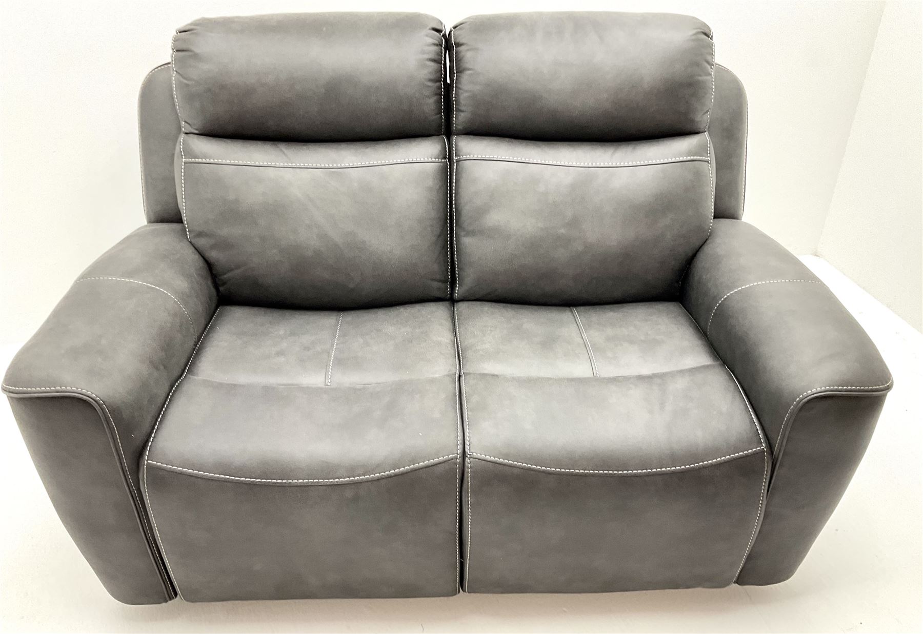 Pair of two seat electric reclining sofas - Image 5 of 6