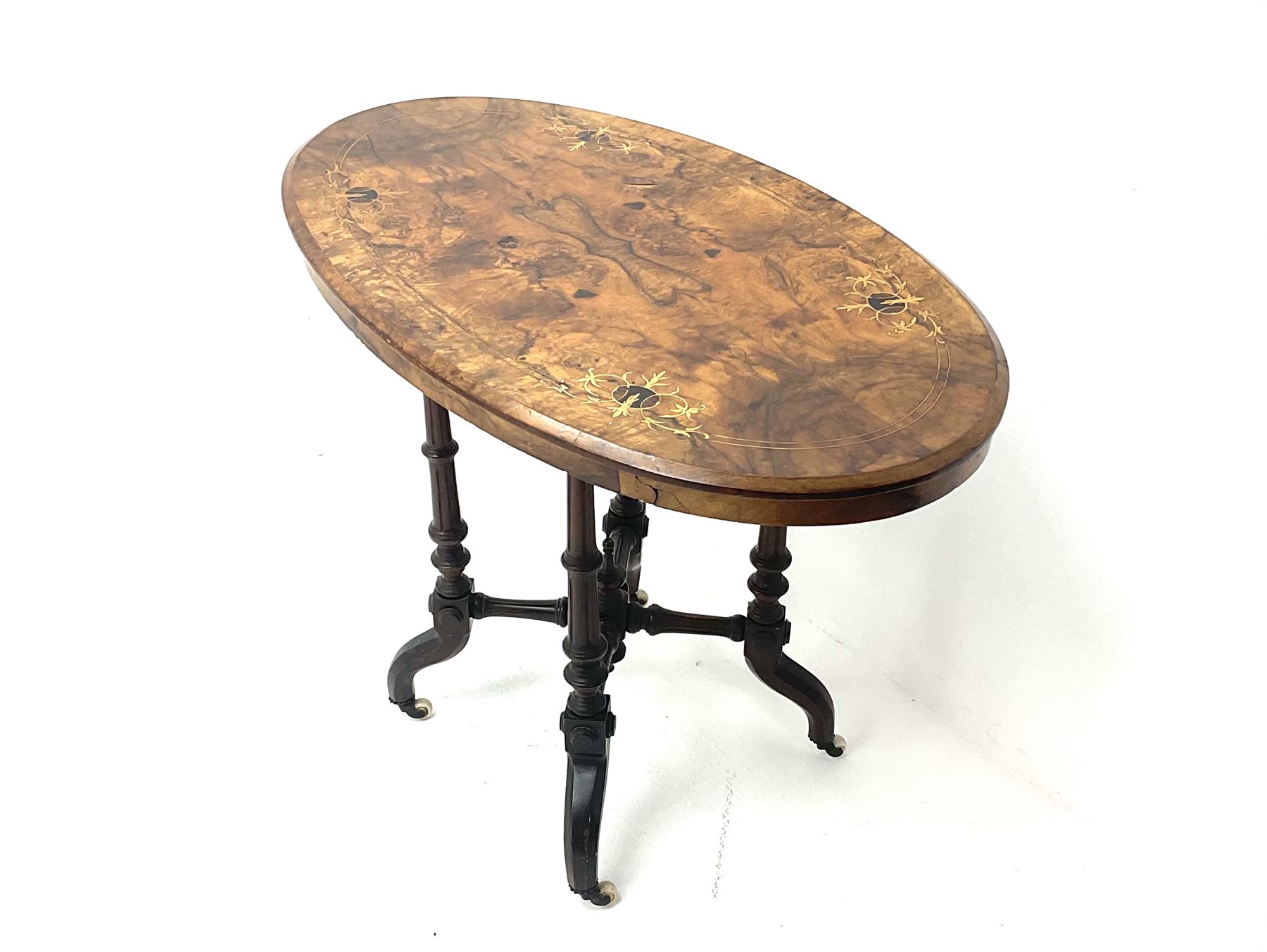 Victorian walnut occasional oval table - Image 2 of 4