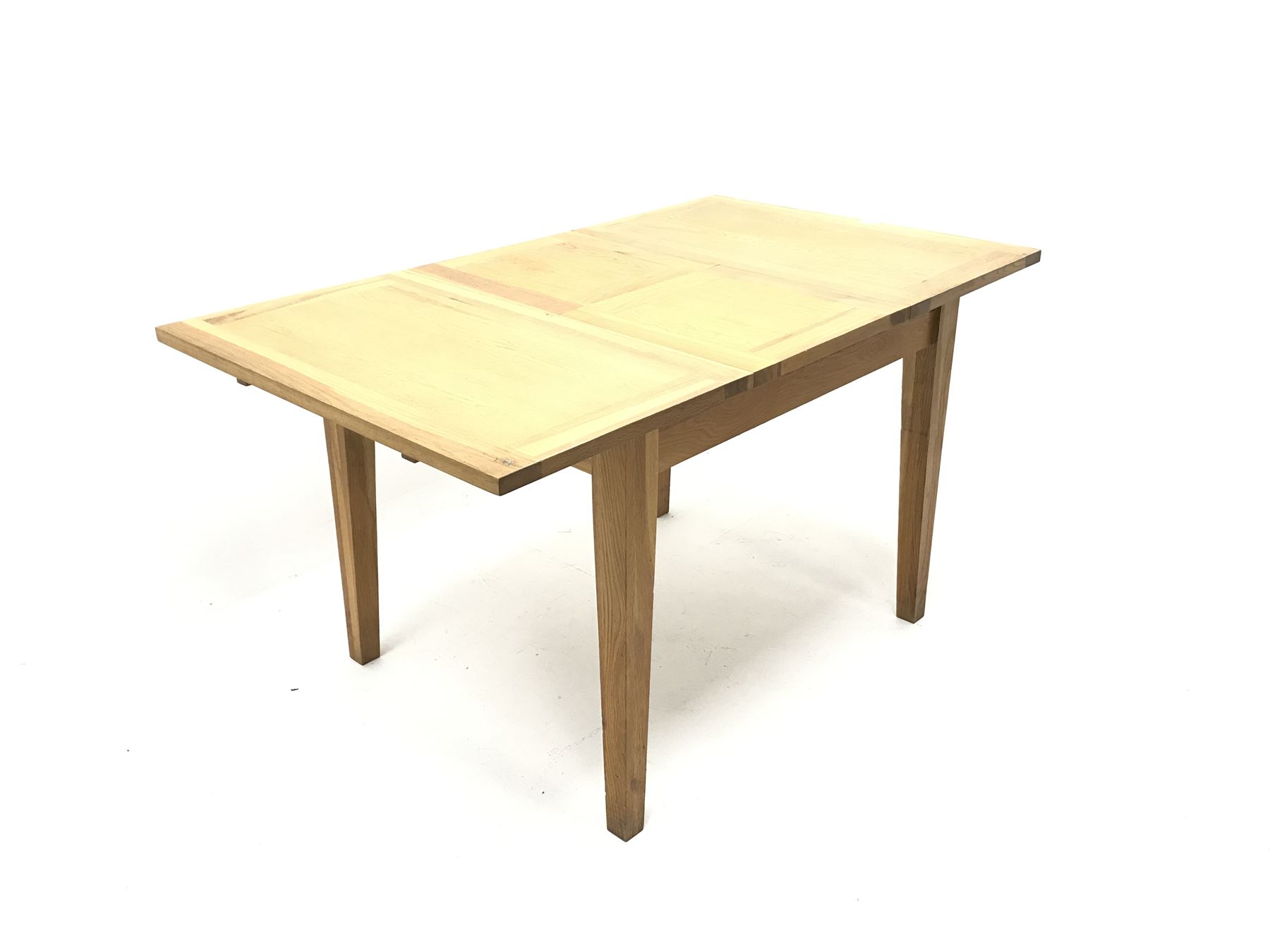 Light oak extending dining table - Image 2 of 2