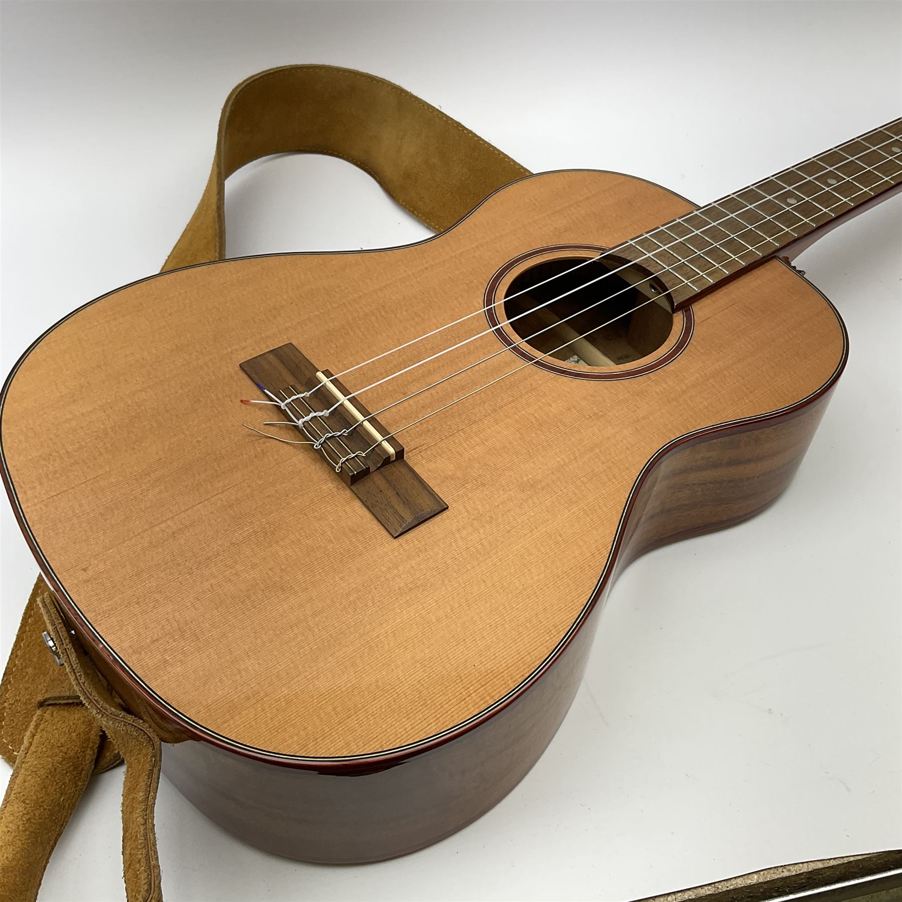 Modern Kala ukulele with acacia back and sides - Image 8 of 12