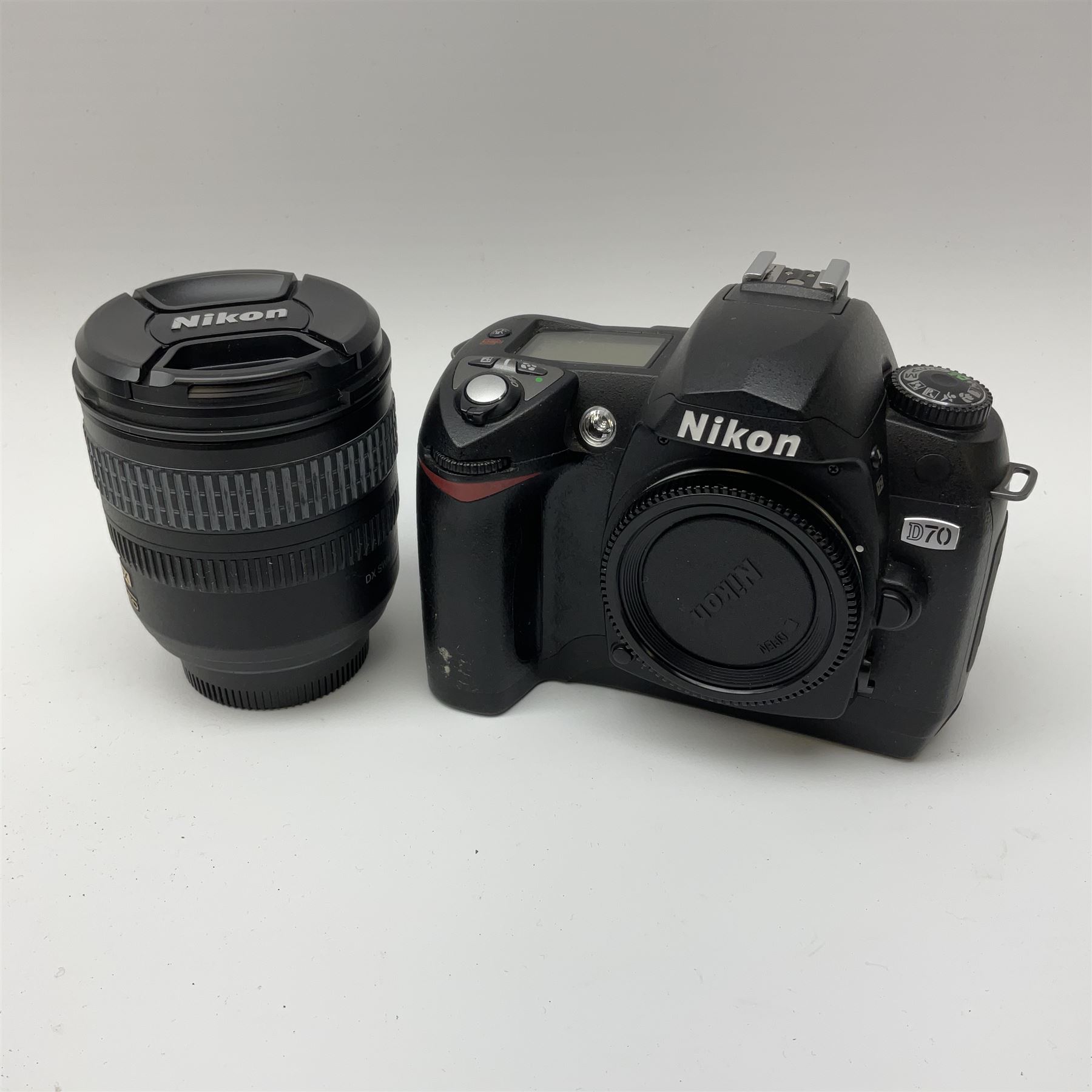 Nikon D70 Kit with AF-S Zoom Nikkor 18-70mm f/3.5~4.5G lens - Image 3 of 8