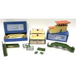 Hornby Dublo - 3460 D1 Plastic Level Crossing suitable for three-rail track; D1 Signal Cabin with or