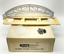 Tri-ang Hornby - set No.5084 Canopy Extension Kit