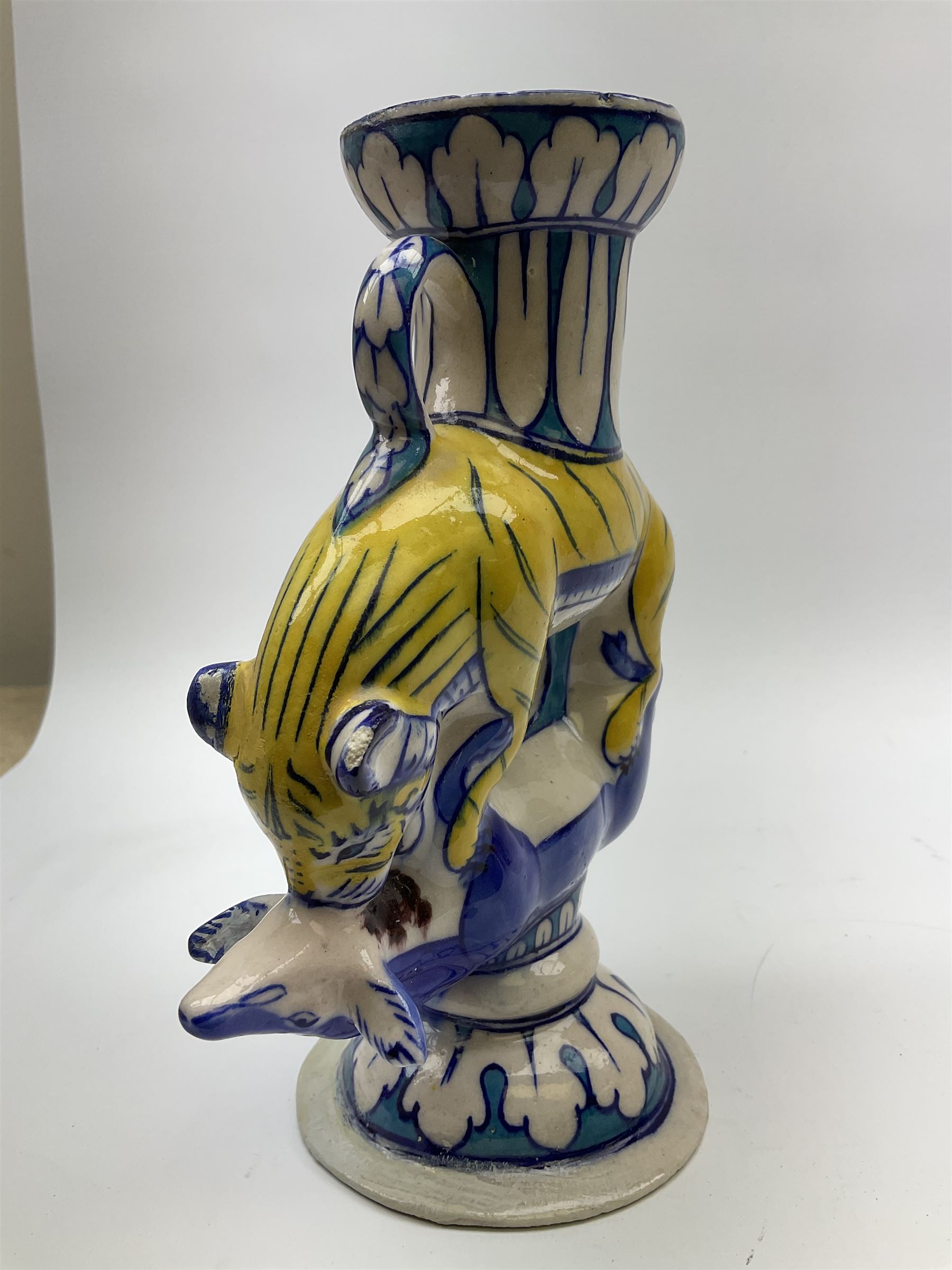 An early 20th century pottery twin handled vase - Image 6 of 16