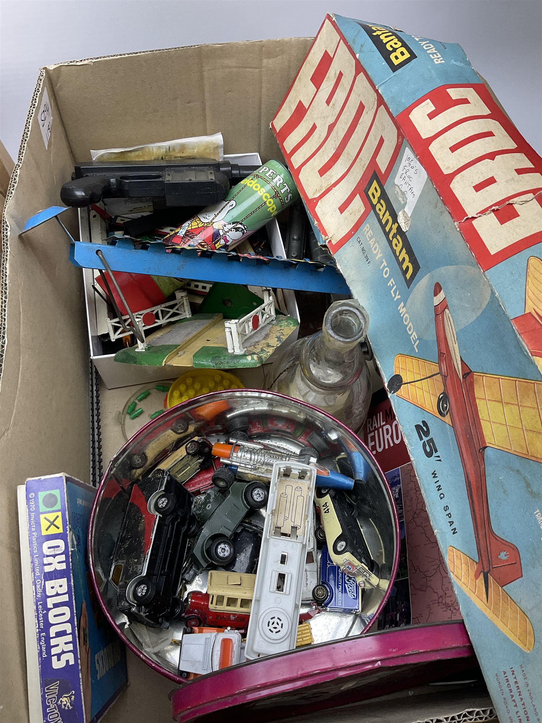 Toys including boxed and loose diecast model vehicles - Image 3 of 4