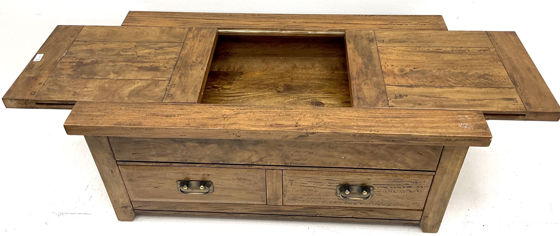 Barker & Stonehouse Frontier Range mango wood coffee table - Image 4 of 4