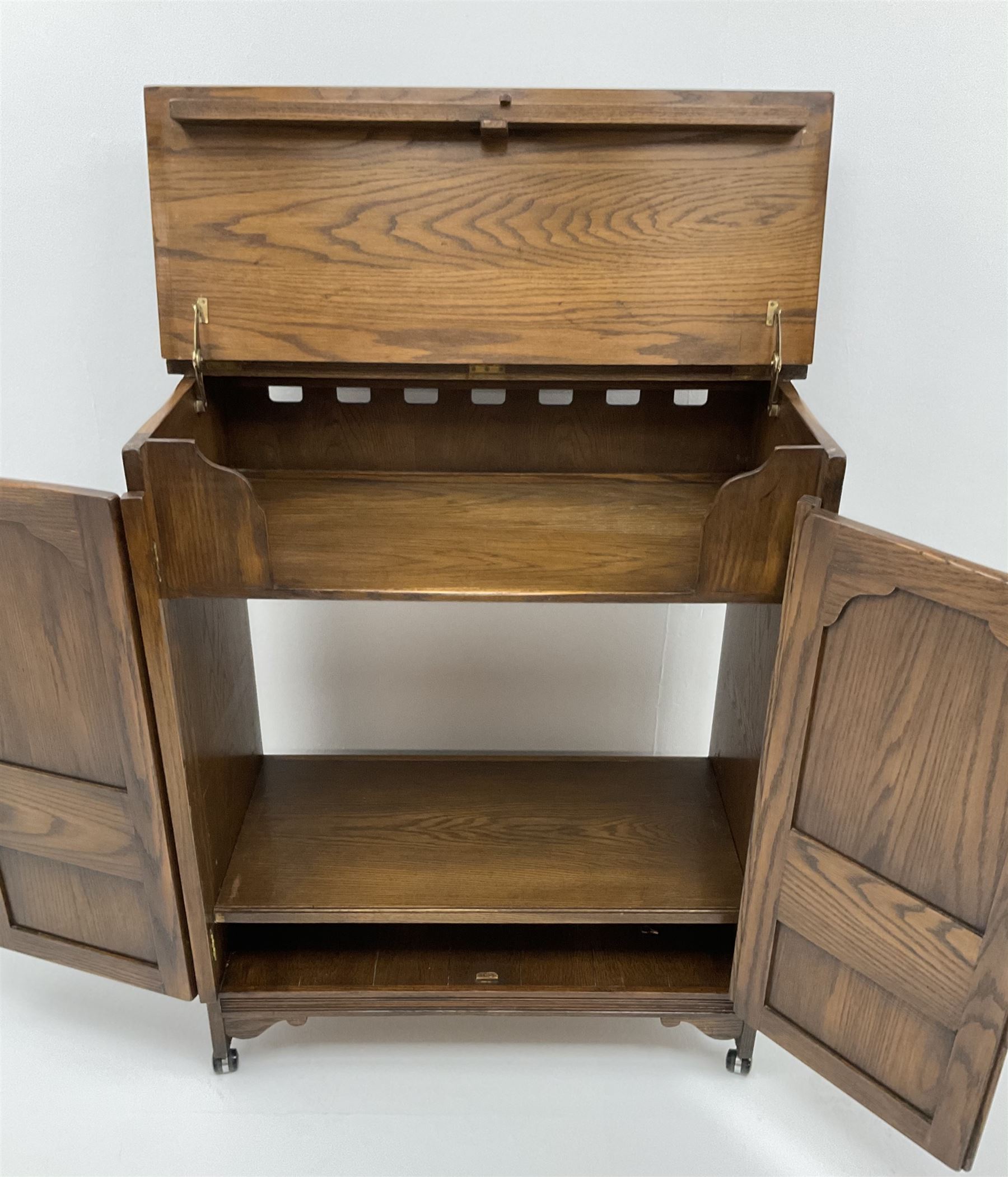 Mid to late century oak cabinet - Image 2 of 3