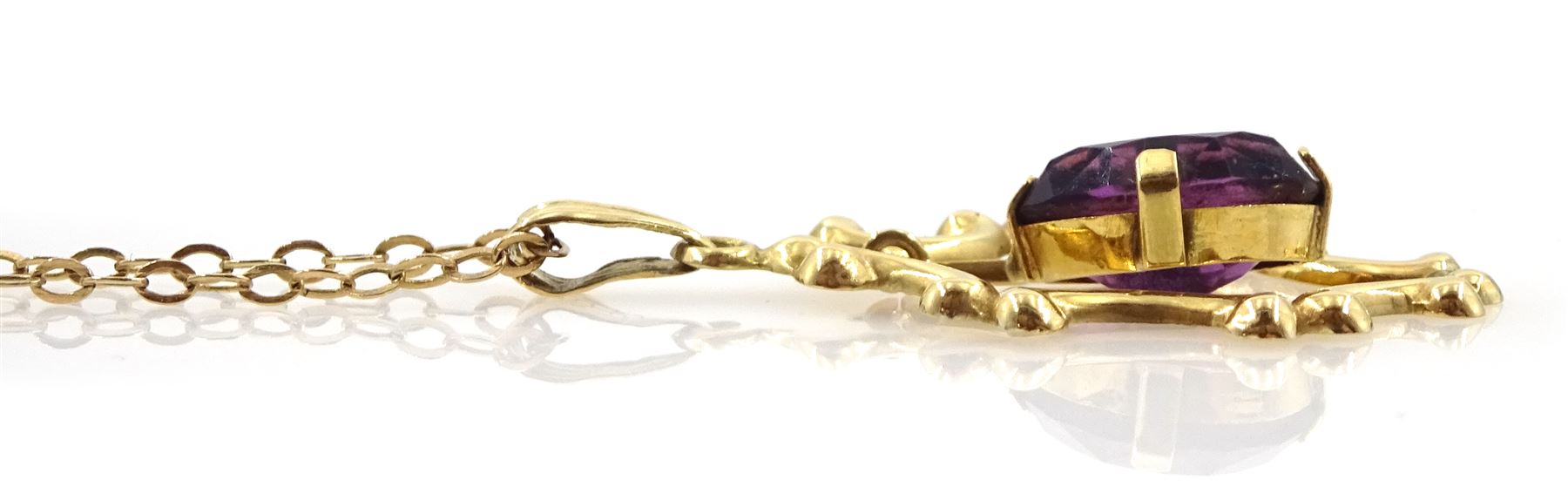 Gold amethyst pendant - Image 2 of 4
