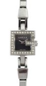 Gucci 102 G-Mini stainless steel and diamond ladies quartz wristwatch