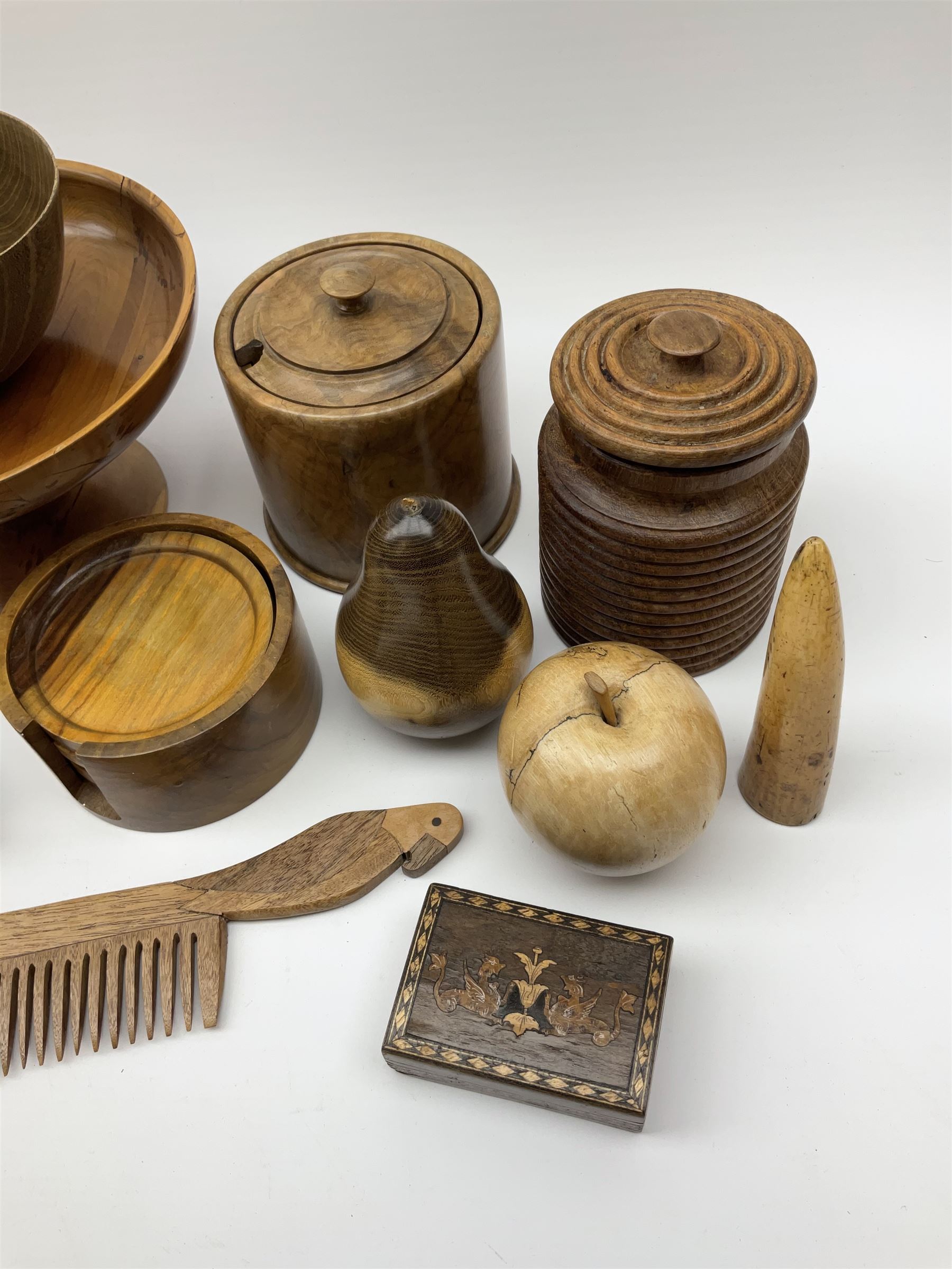 Collection of treen items including walnut jar - Image 3 of 5