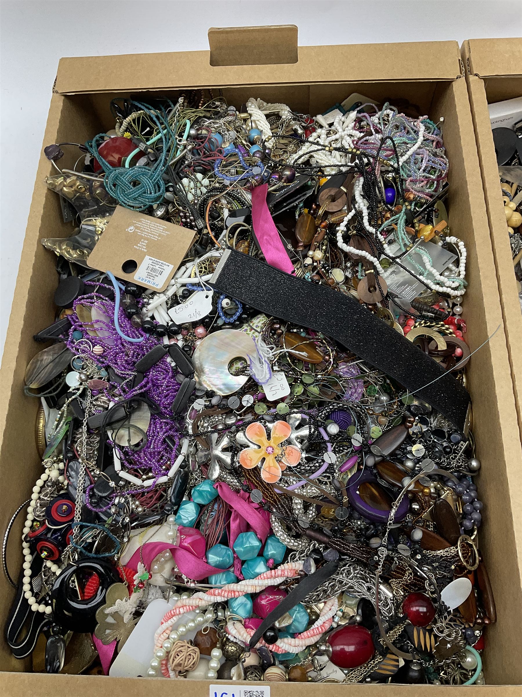 Quantity of costume jewellery including bracelets - Image 2 of 3