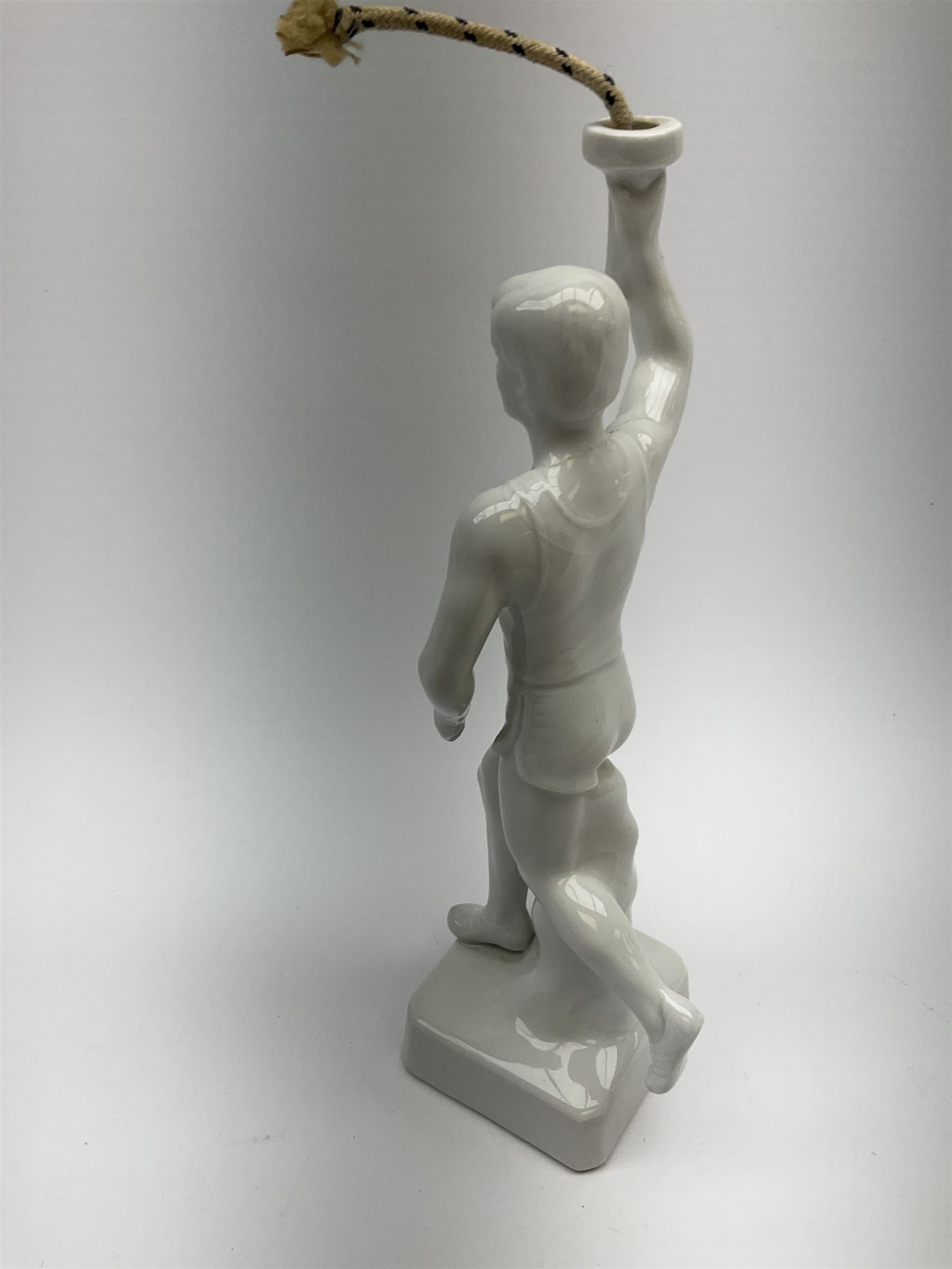 Ceramic Berlin Olympics white glazed figure of a torch bearer - Image 4 of 6