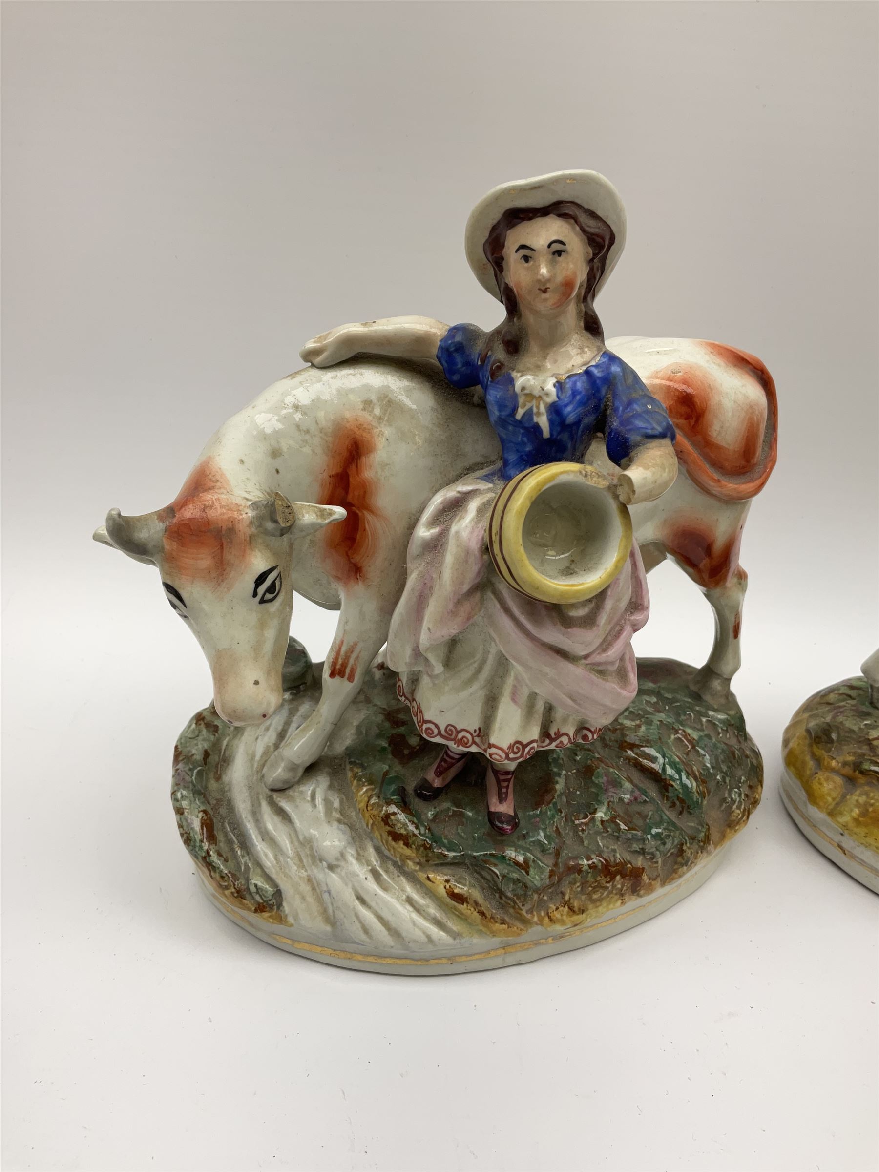 Pair of Victorian Staffordshire Pottery Figures - Bild 2 aus 8