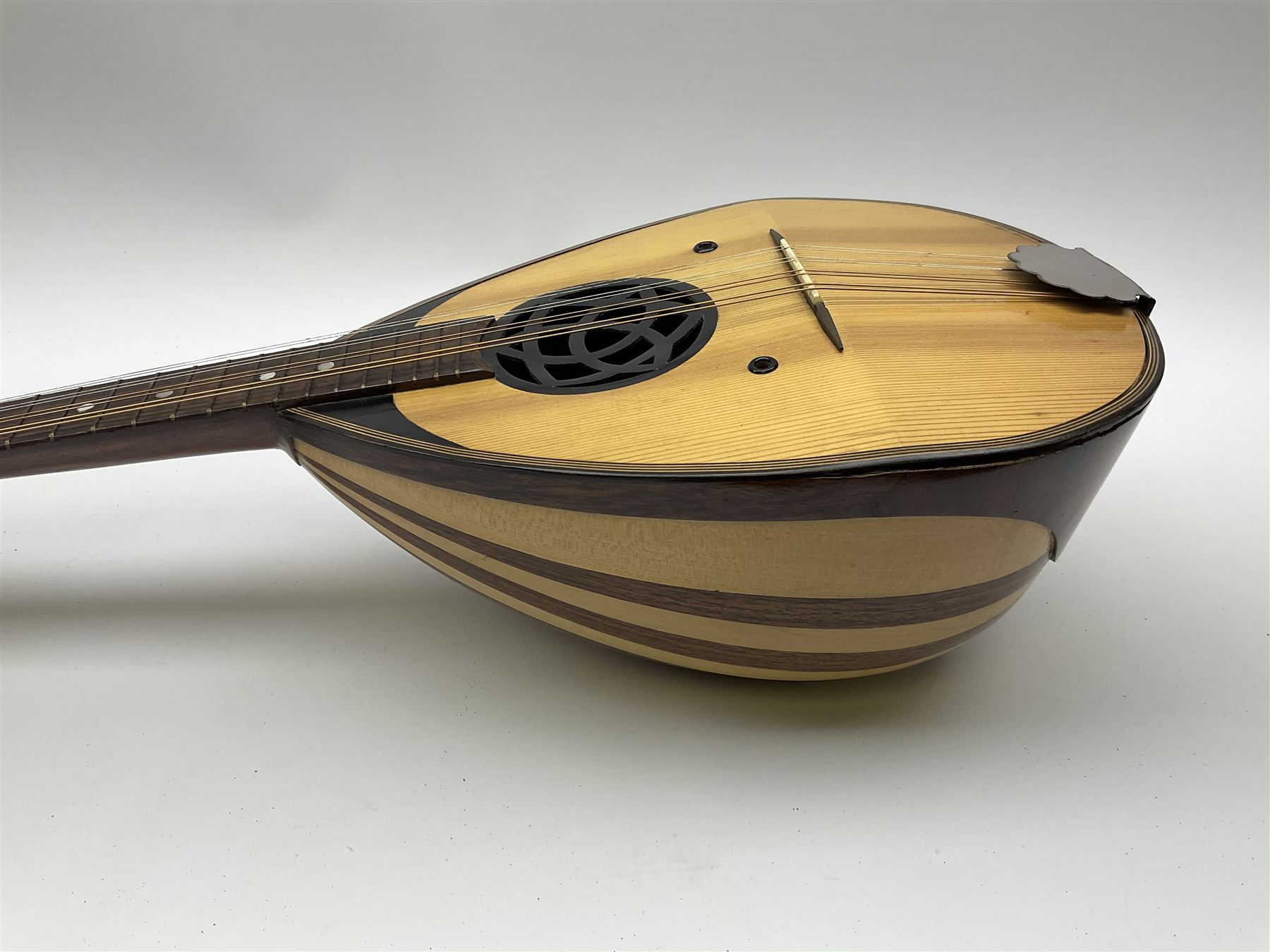 Cased bowl back mandolin - Bild 6 aus 9