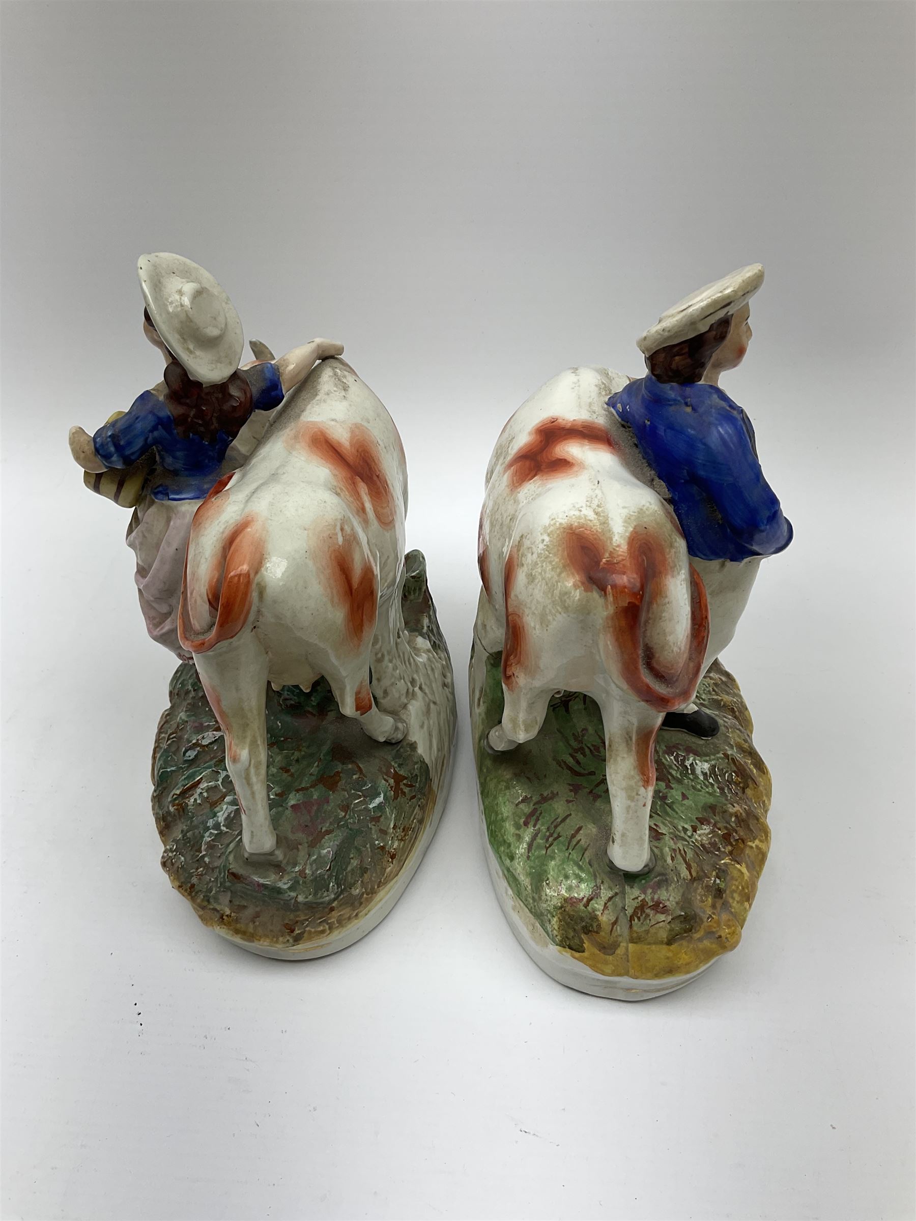 Pair of Victorian Staffordshire Pottery Figures - Bild 7 aus 8