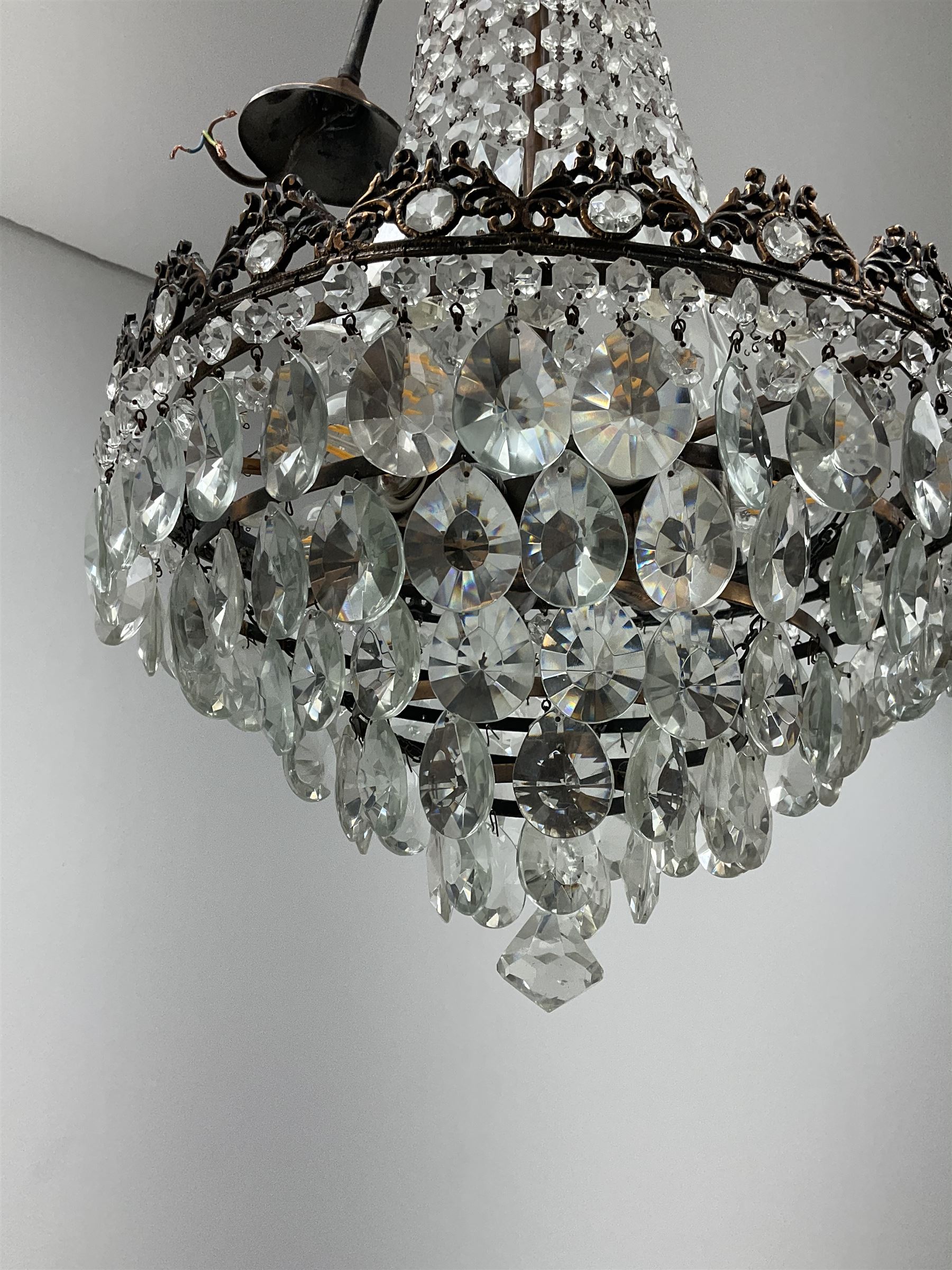 An early 20th century waterfall chandelier - Image 5 of 5