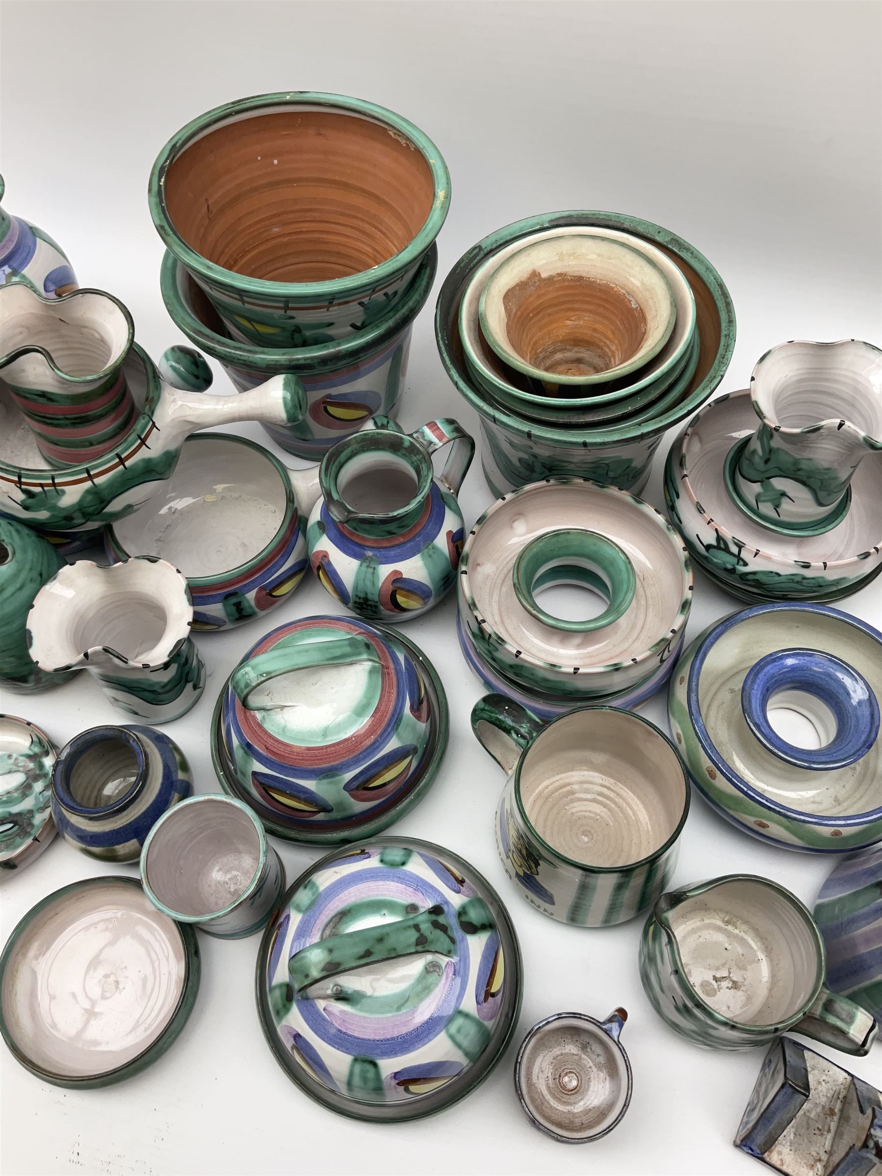 A collection of Tintagel Cornish pottery - Bild 3 aus 5