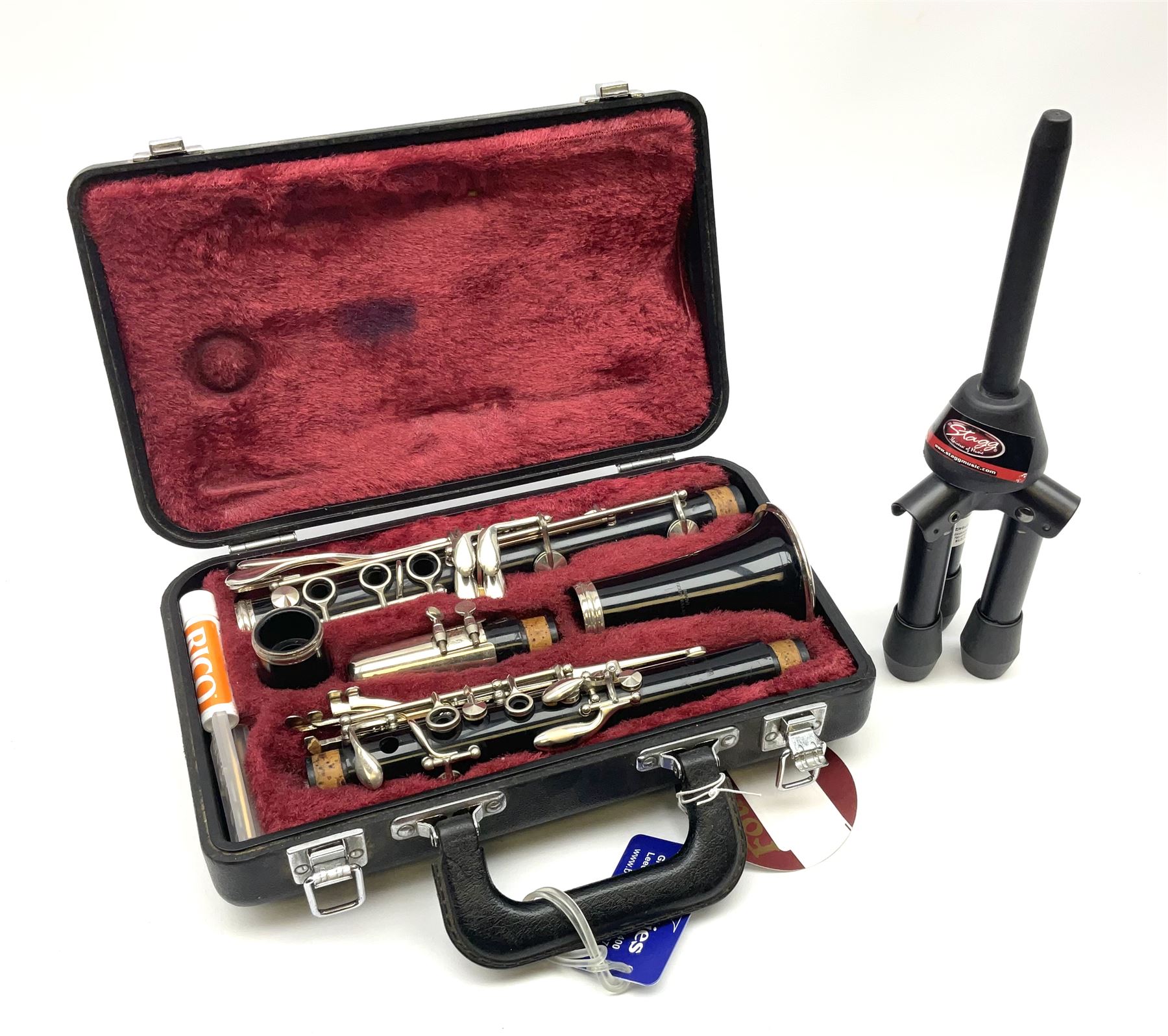Yamaha 26II five-piece clarinet