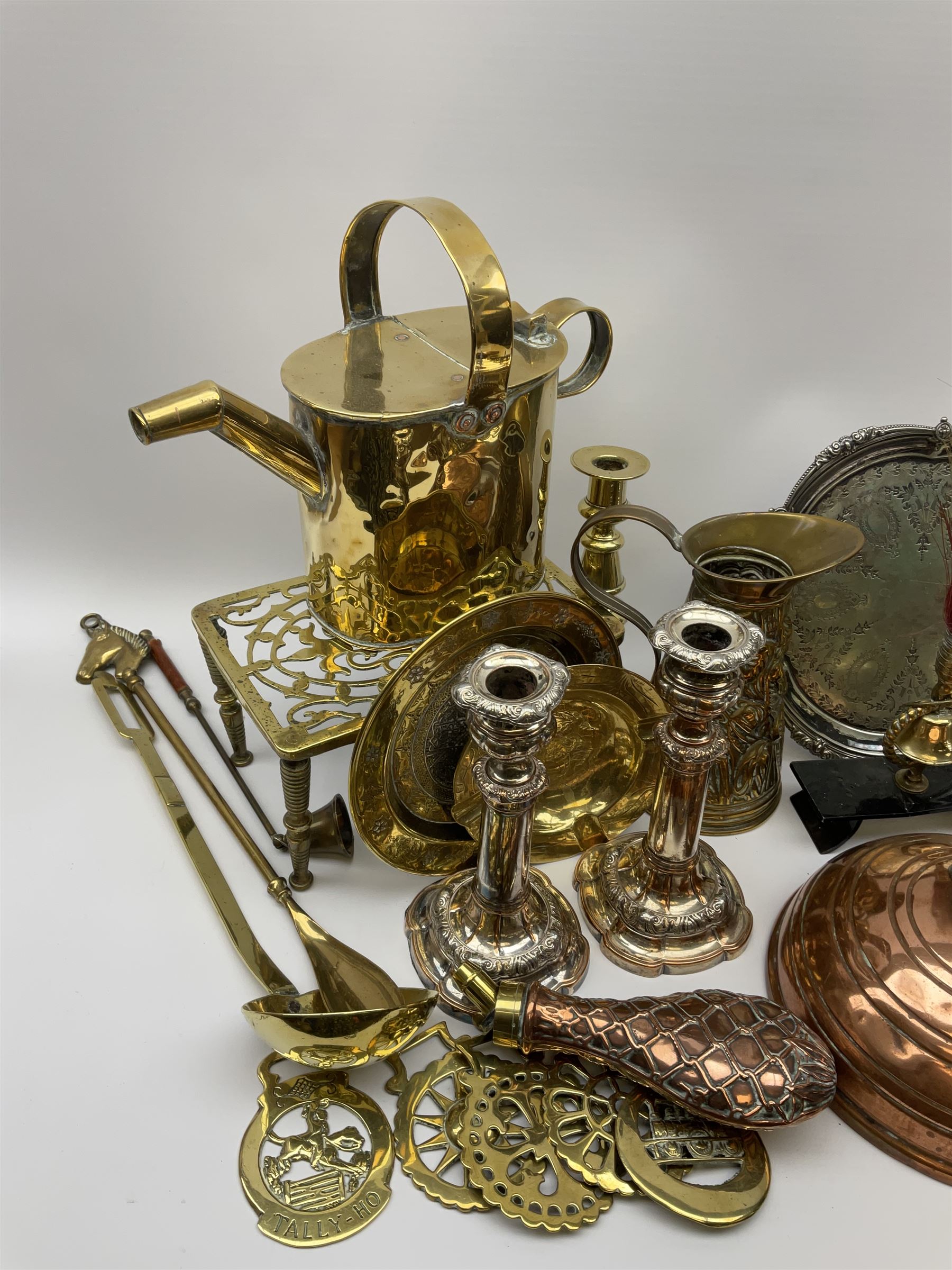 Group of metalware - Image 2 of 4