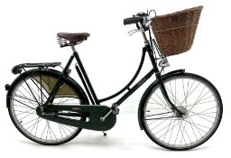 Lady�s Pashley Sovereign town bicycle with Brookes leather saddle and wicker basket