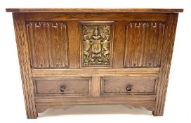 Late 20th century oak mule chest