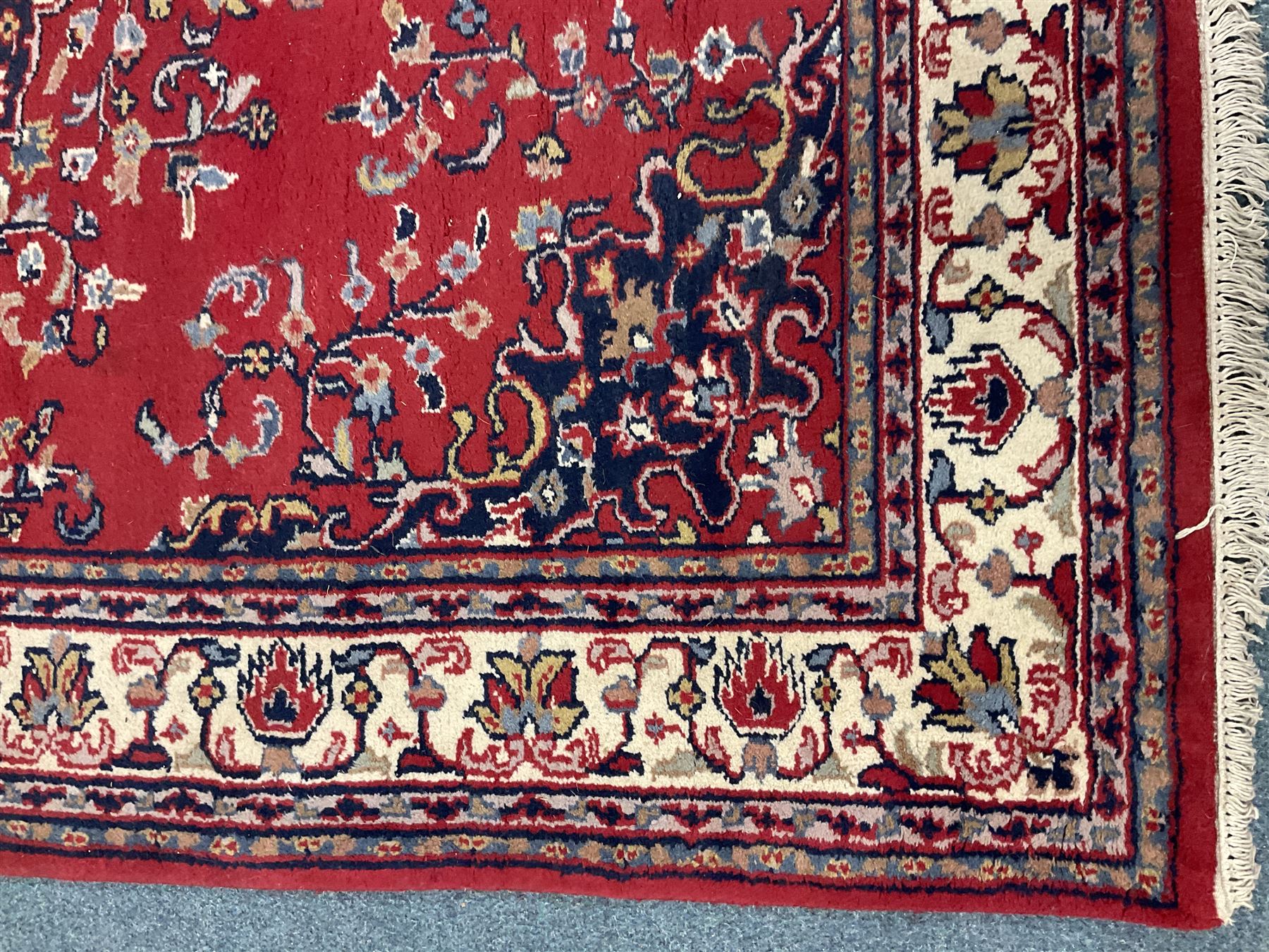 Persian style red ground rug - Image 2 of 3